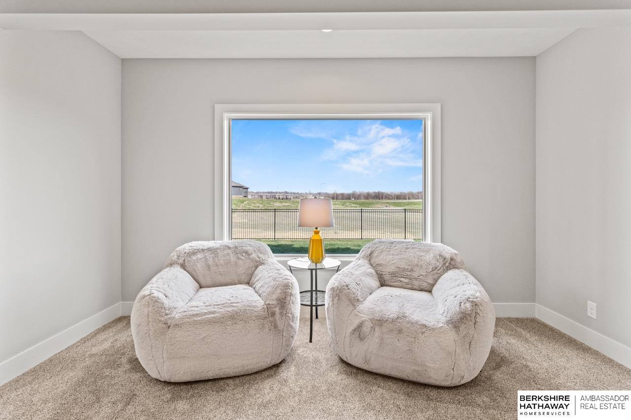 Papillion, Nebraska 68046, United States, 5 Bedrooms Bedrooms, ,3 BathroomsBathrooms,Residential,Pending,102573