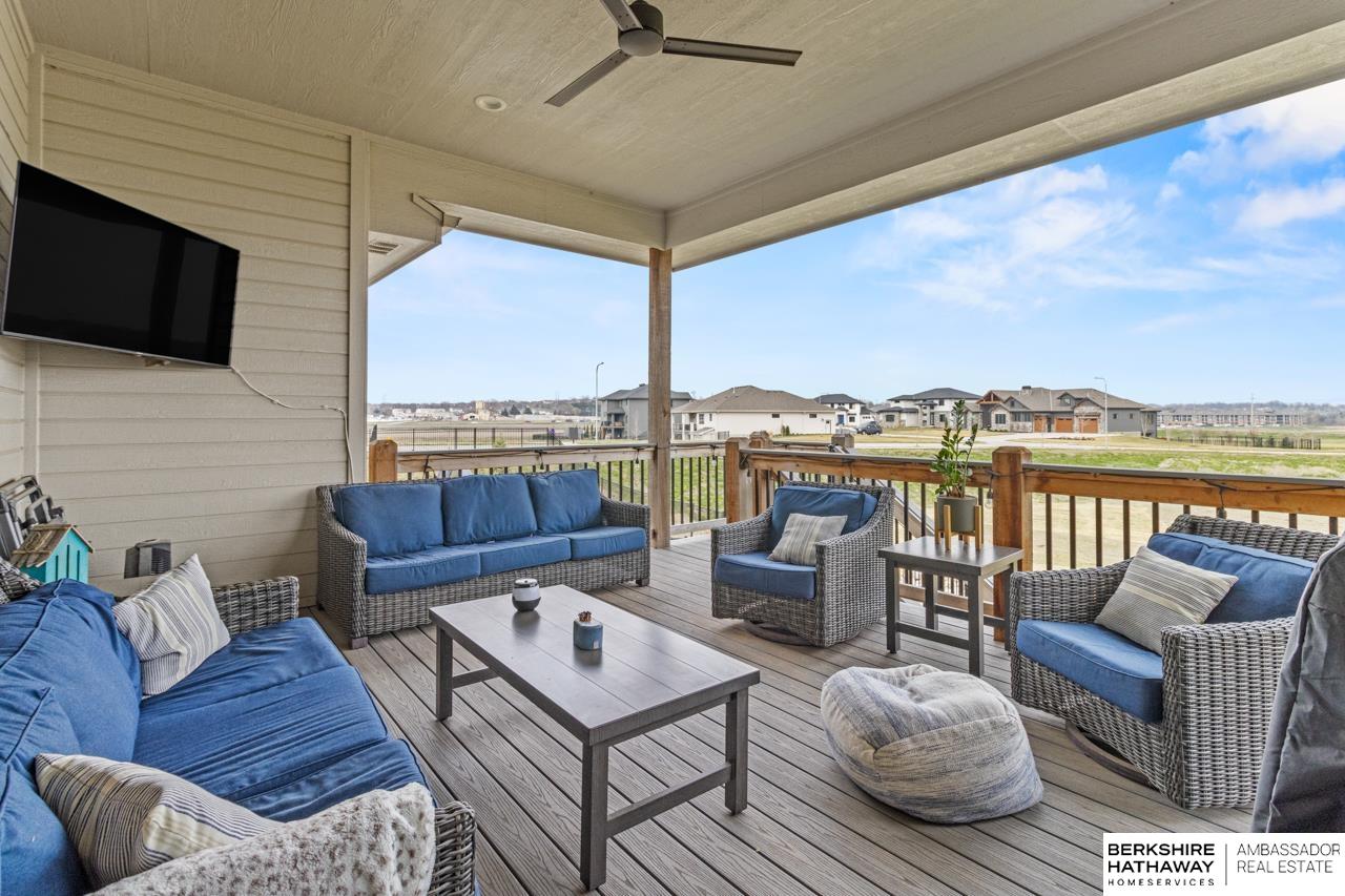 Papillion, Nebraska 68046, United States, 5 Bedrooms Bedrooms, ,3 BathroomsBathrooms,Residential,Pending,102573