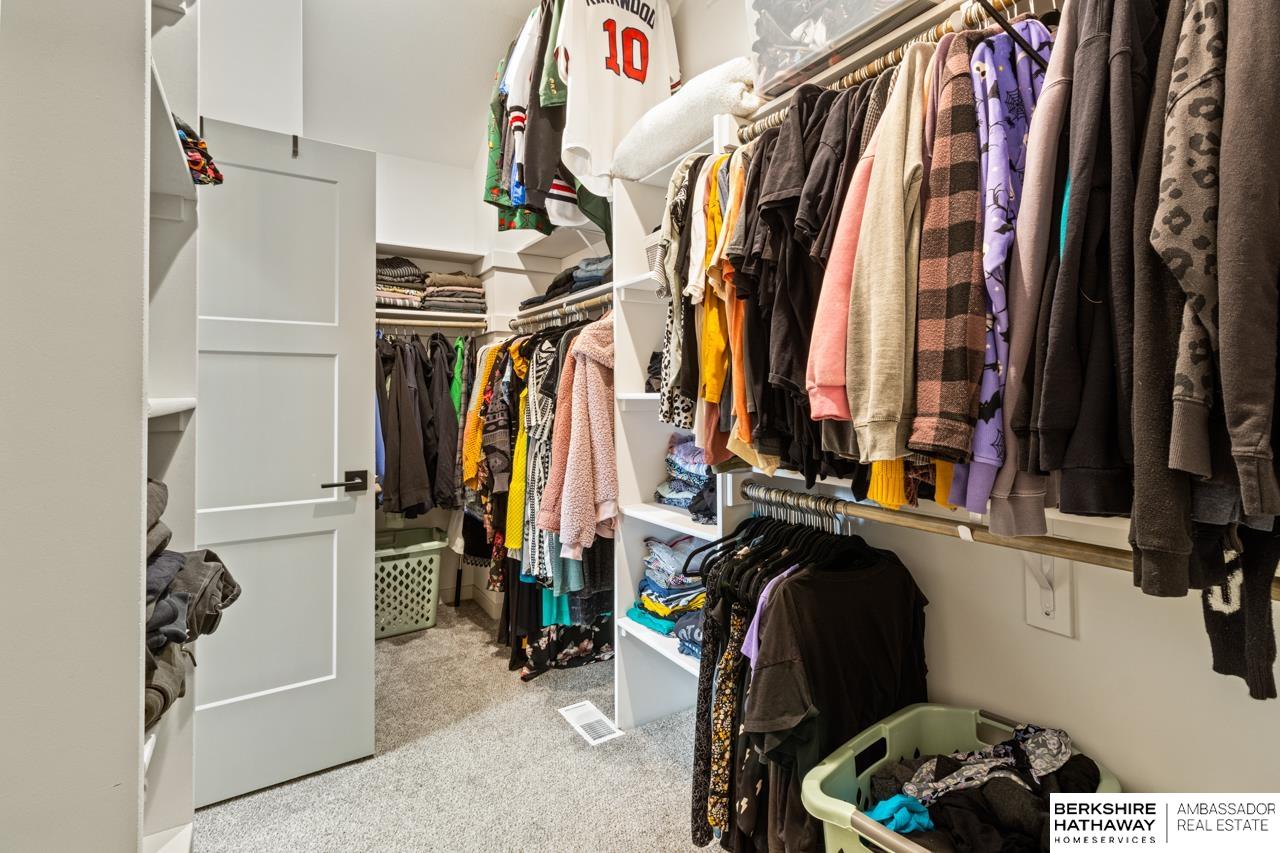 Papillion, Nebraska 68046, United States, 5 Bedrooms Bedrooms, ,3 BathroomsBathrooms,Residential,Pending,102573