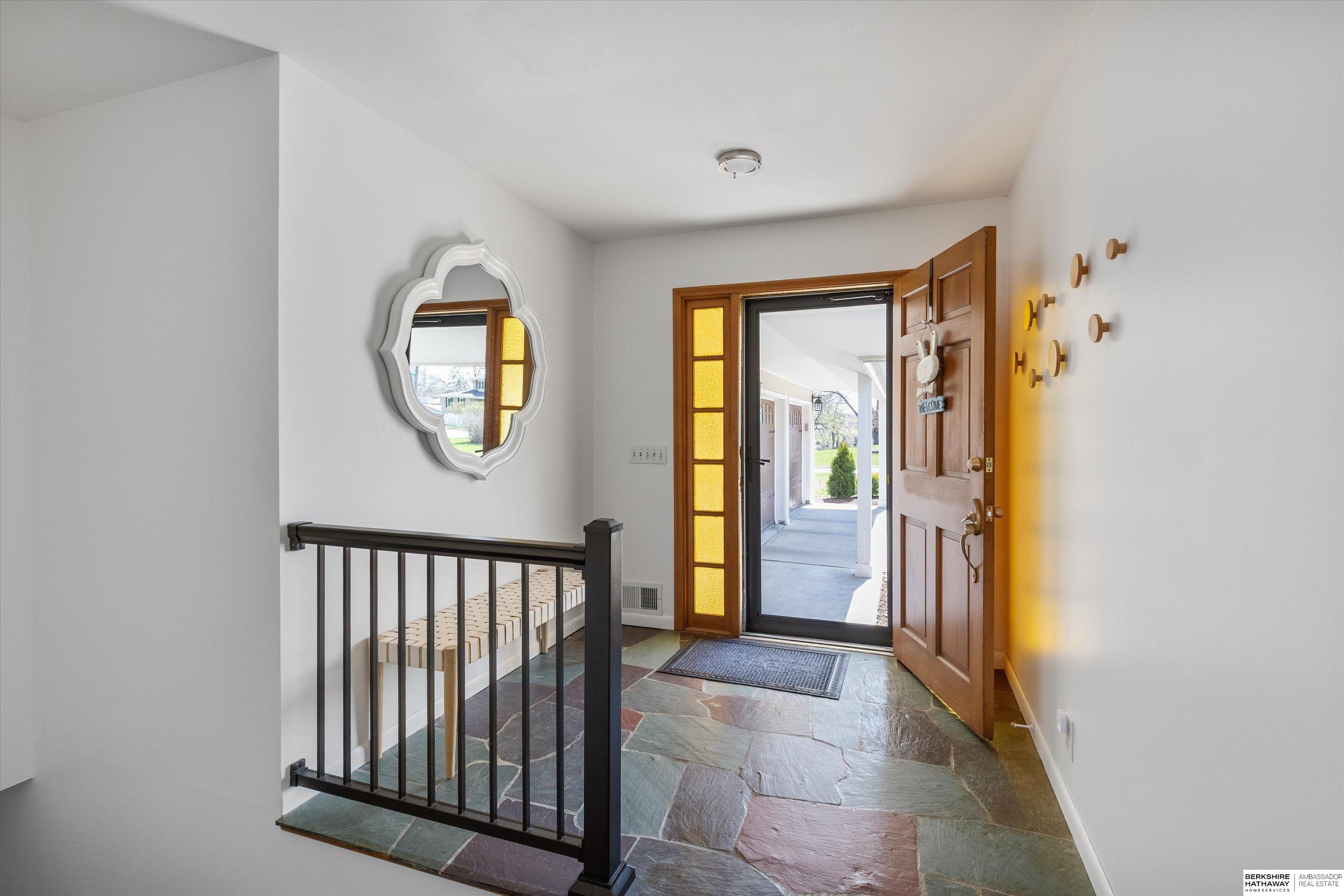 Omaha, Nebraska 68154, United States, 5 Bedrooms Bedrooms, ,3 BathroomsBathrooms,Residential,Pending,105735