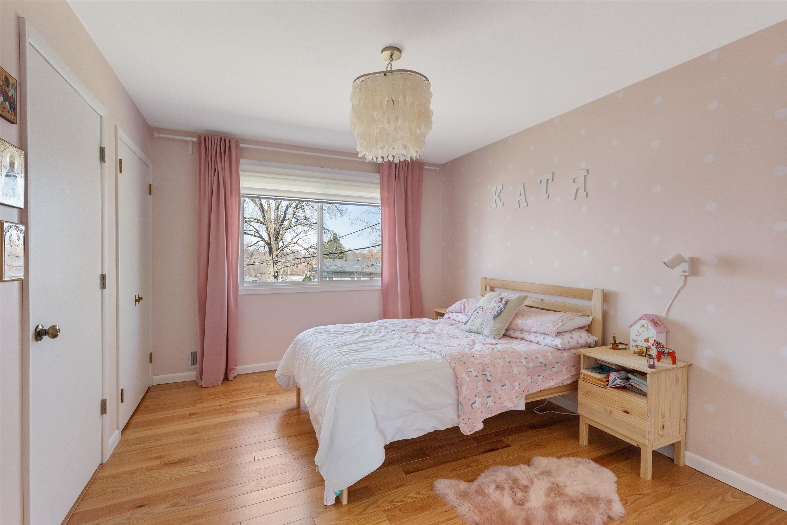 Omaha, Nebraska 68154, United States, 5 Bedrooms Bedrooms, ,3 BathroomsBathrooms,Residential,Pending,105735