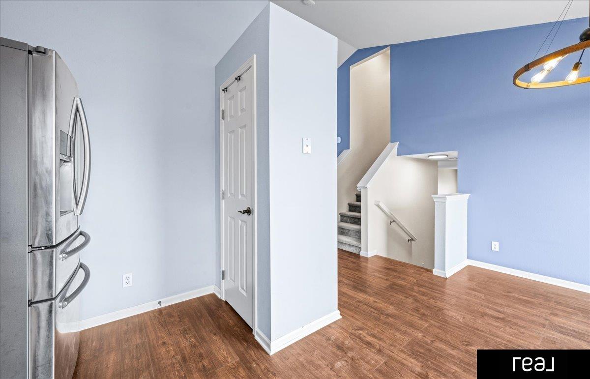 Omaha, Nebraska 68135, United States, 3 Bedrooms Bedrooms, ,2 BathroomsBathrooms,Residential,Pending,103442