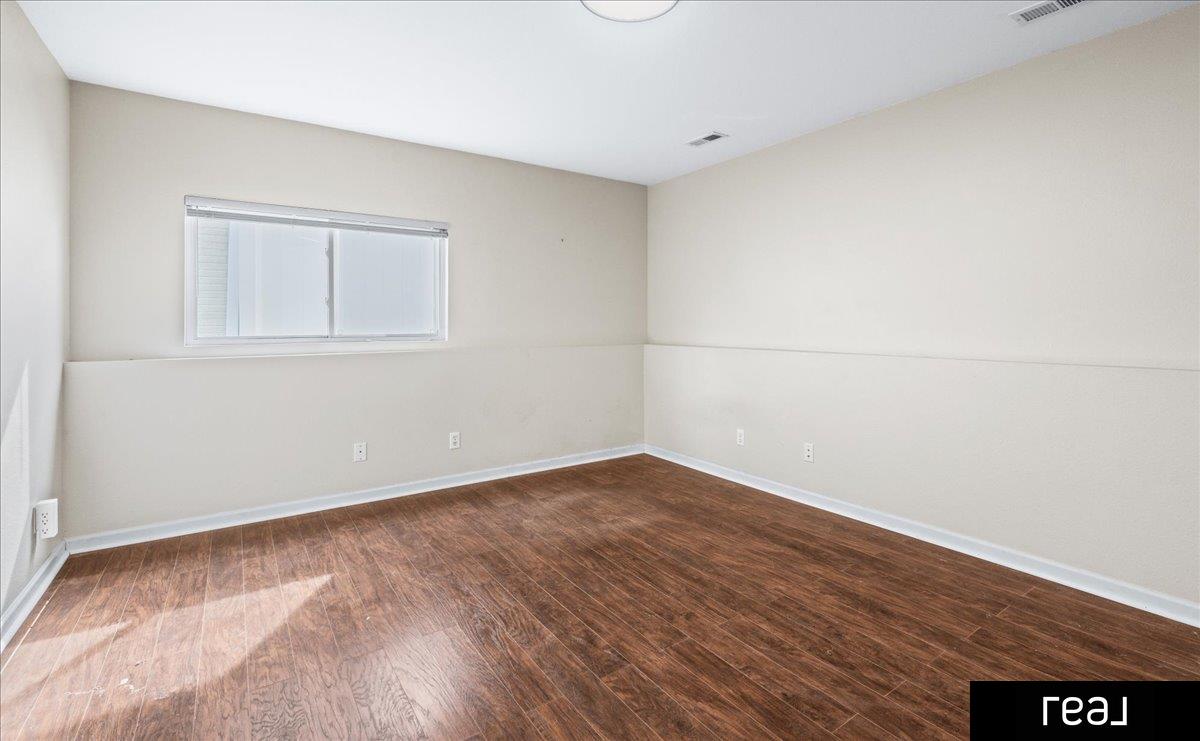 Omaha, Nebraska 68135, United States, 3 Bedrooms Bedrooms, ,2 BathroomsBathrooms,Residential,Pending,103442