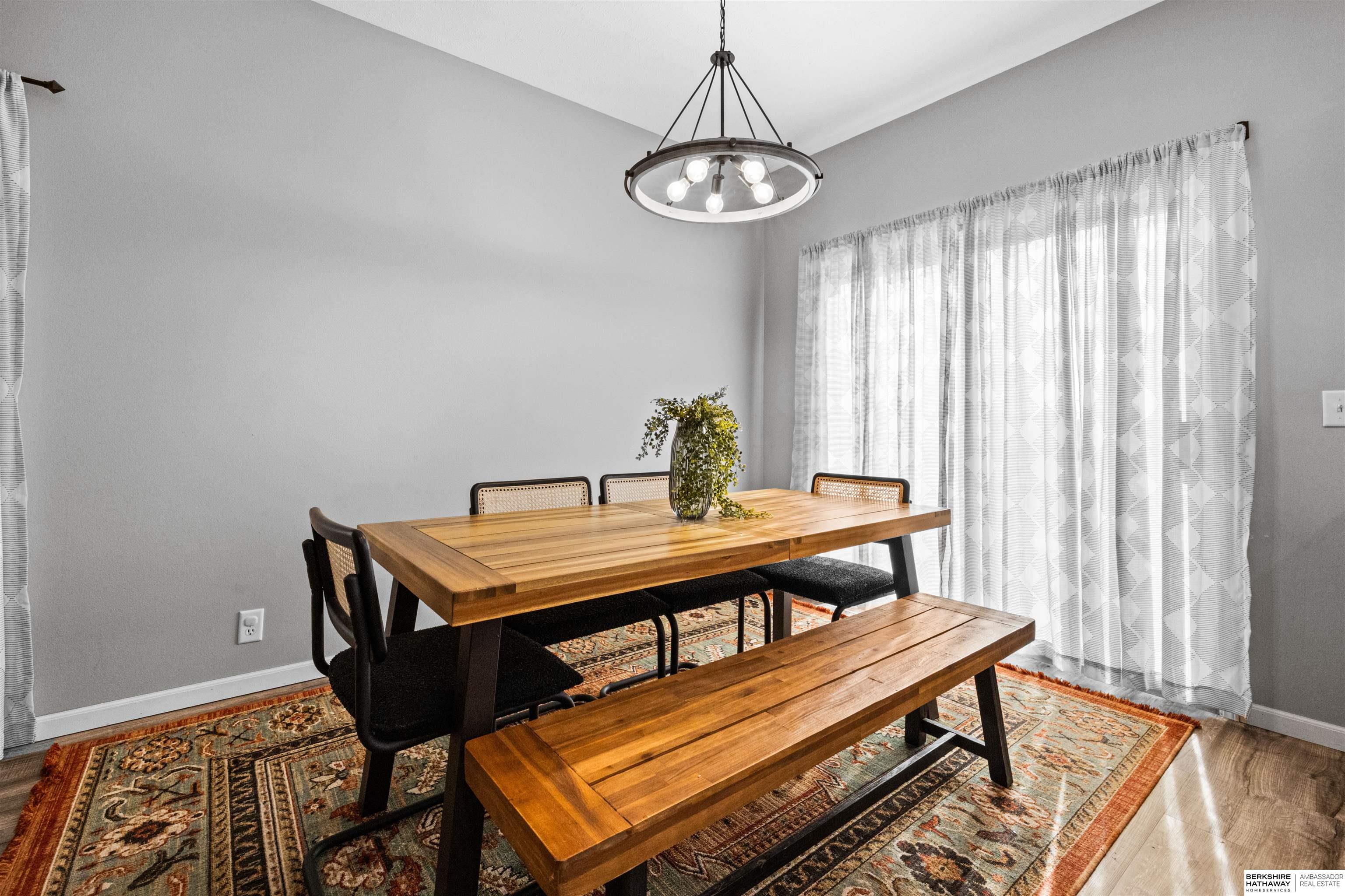 Omaha, Nebraska 68116, United States, 3 Bedrooms Bedrooms, ,2 BathroomsBathrooms,Residential,Pending,116242