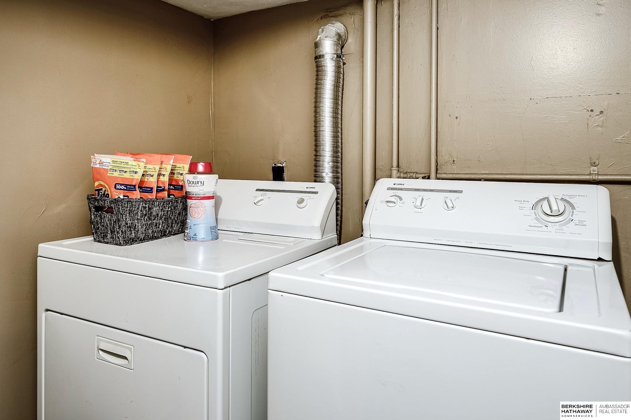 La Vista, Nebraska 68128, United States, 2 Bedrooms Bedrooms, ,1 BathroomBathrooms,Residential,Pending,7991