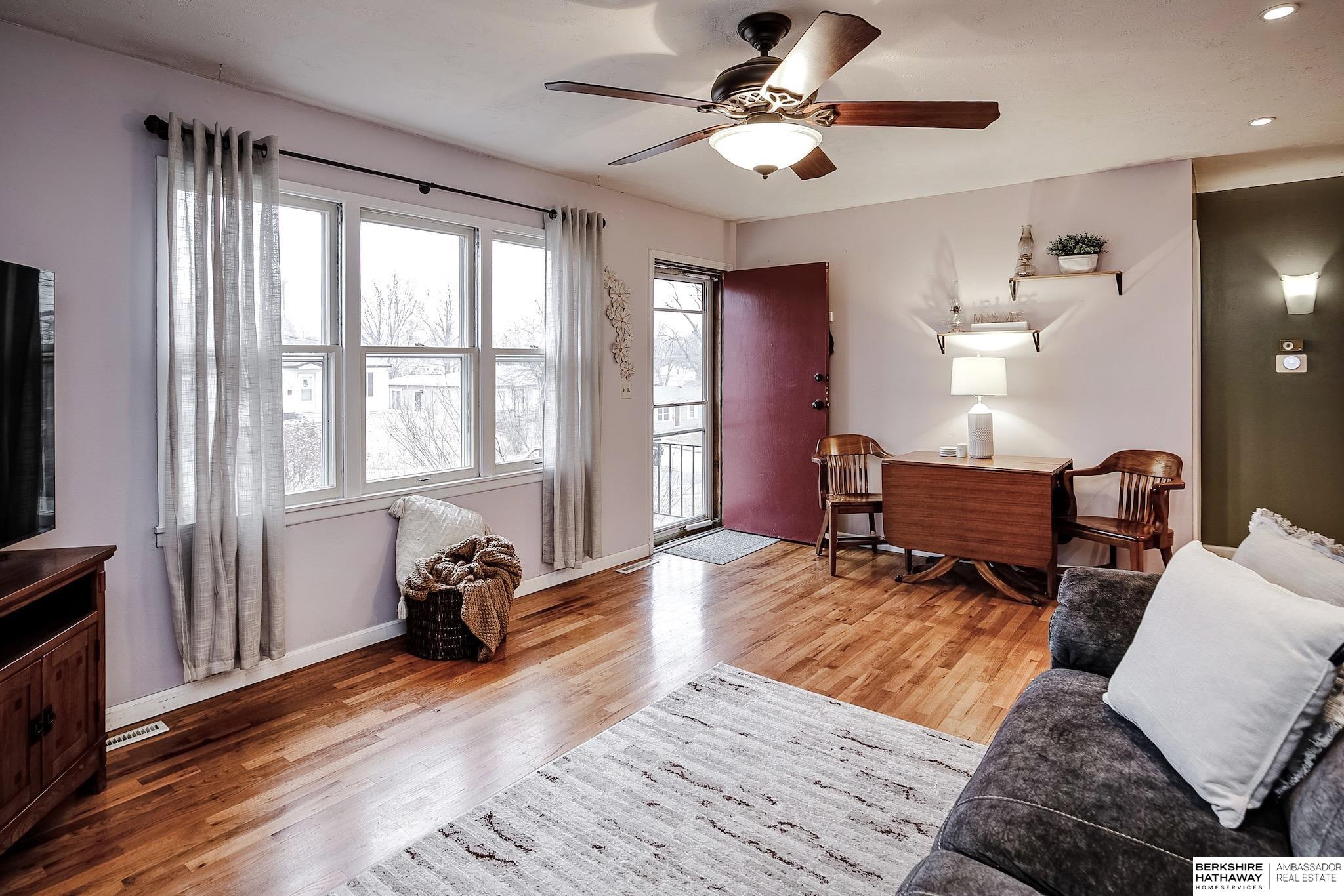 La Vista, Nebraska 68128, United States, 2 Bedrooms Bedrooms, ,1 BathroomBathrooms,Residential,Pending,7991