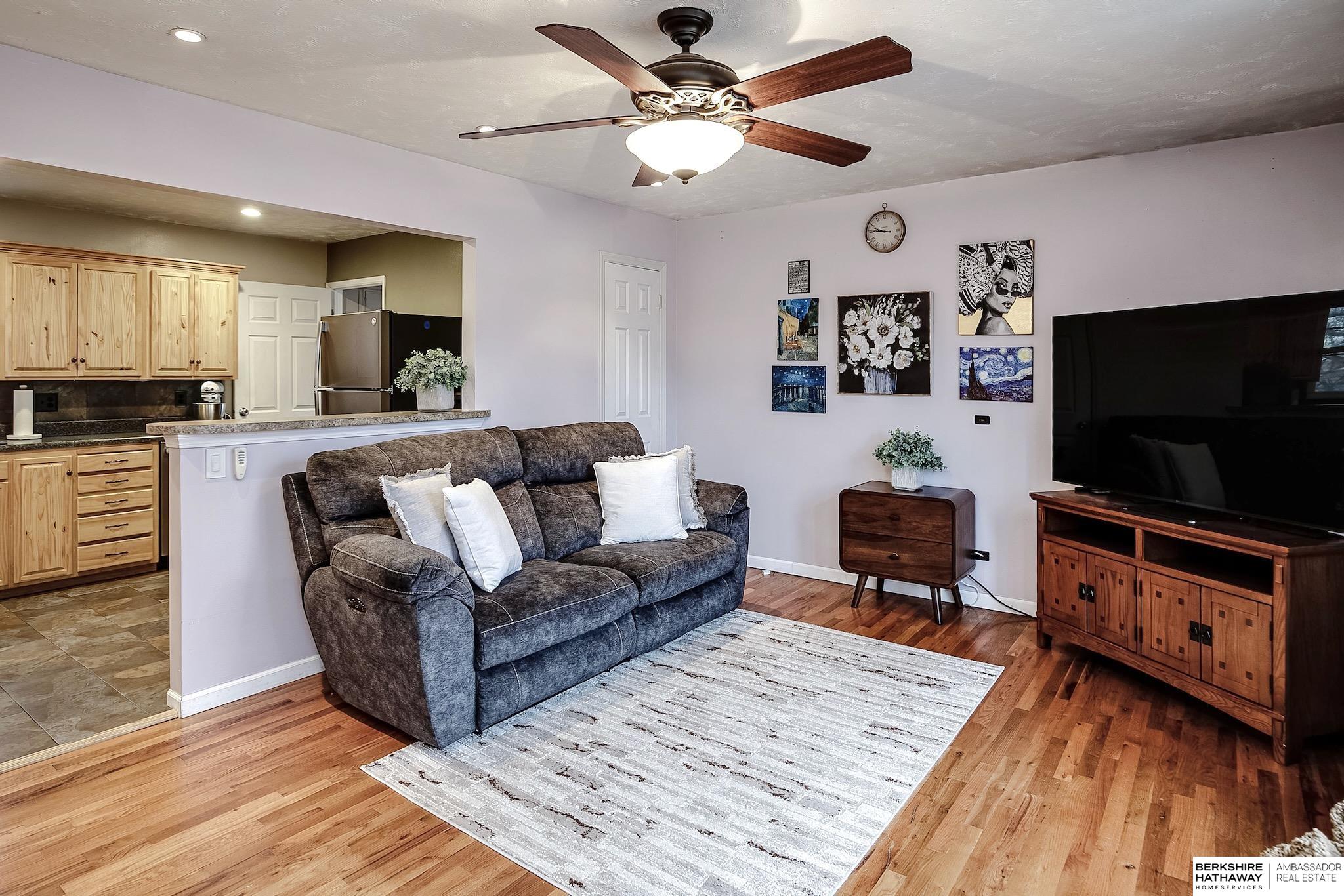 La Vista, Nebraska 68128, United States, 2 Bedrooms Bedrooms, ,1 BathroomBathrooms,Residential,Pending,7991