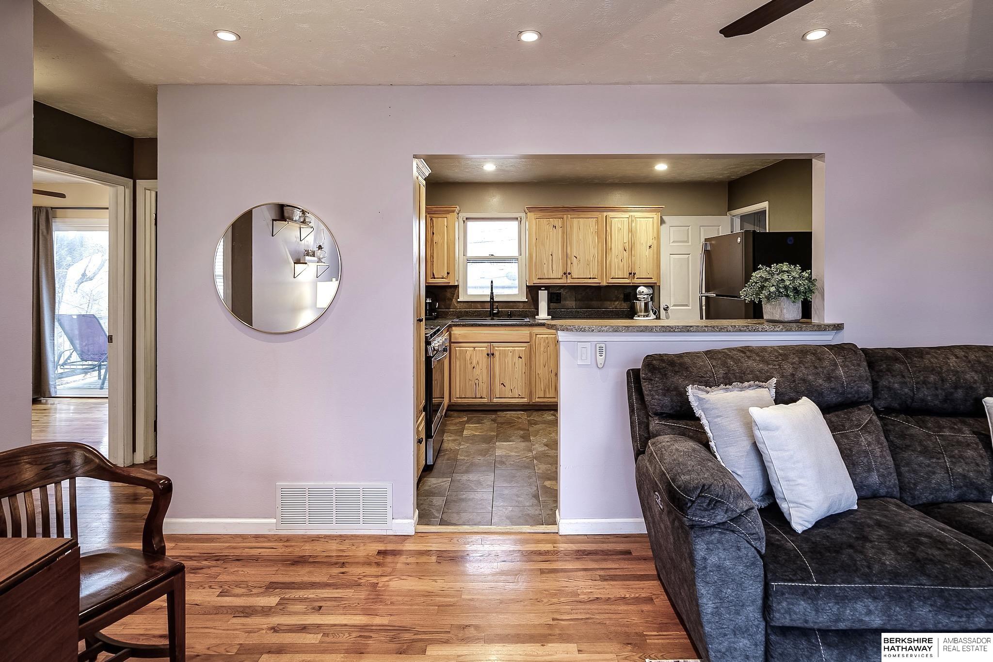 La Vista, Nebraska 68128, United States, 2 Bedrooms Bedrooms, ,1 BathroomBathrooms,Residential,Pending,7991