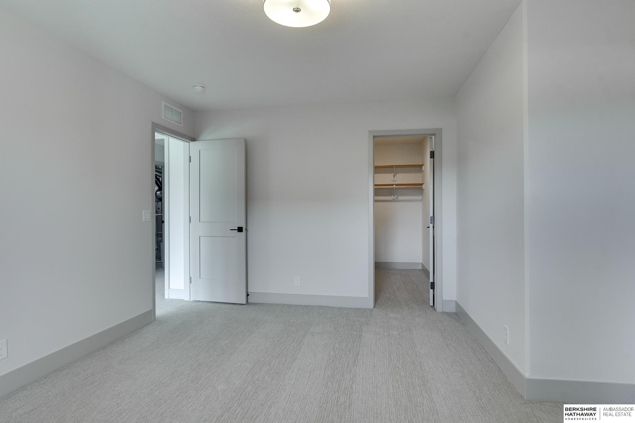 Papillion, Nebraska 68046, United States, 2 Bedrooms Bedrooms, ,3 BathroomsBathrooms,Residential,Active,45588