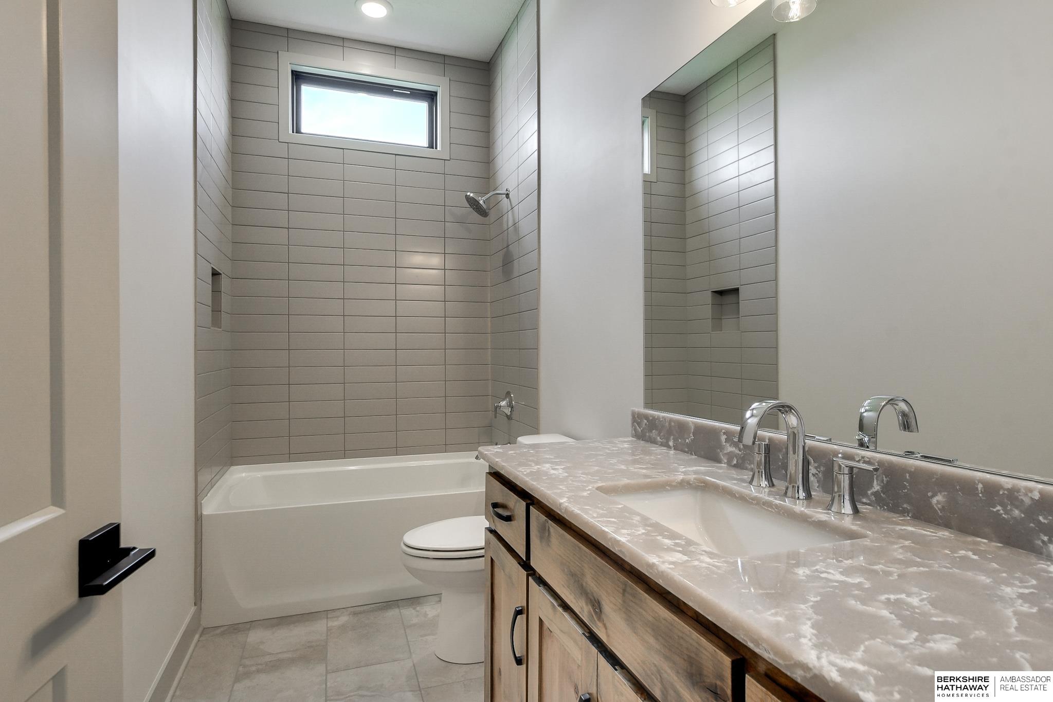 Papillion, Nebraska 68046, United States, 2 Bedrooms Bedrooms, ,3 BathroomsBathrooms,Residential,Active,45588