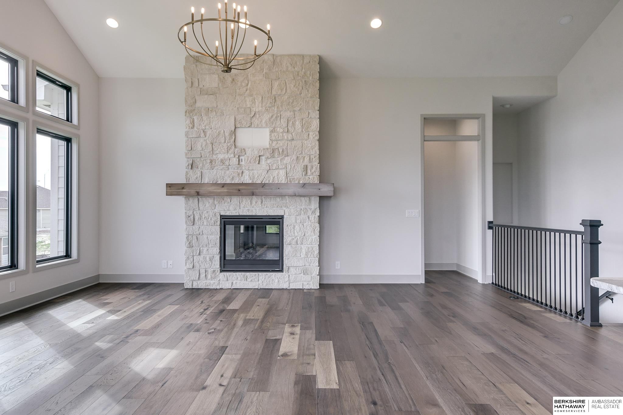 Papillion, Nebraska 68046, United States, 2 Bedrooms Bedrooms, ,3 BathroomsBathrooms,Residential,Active,45588