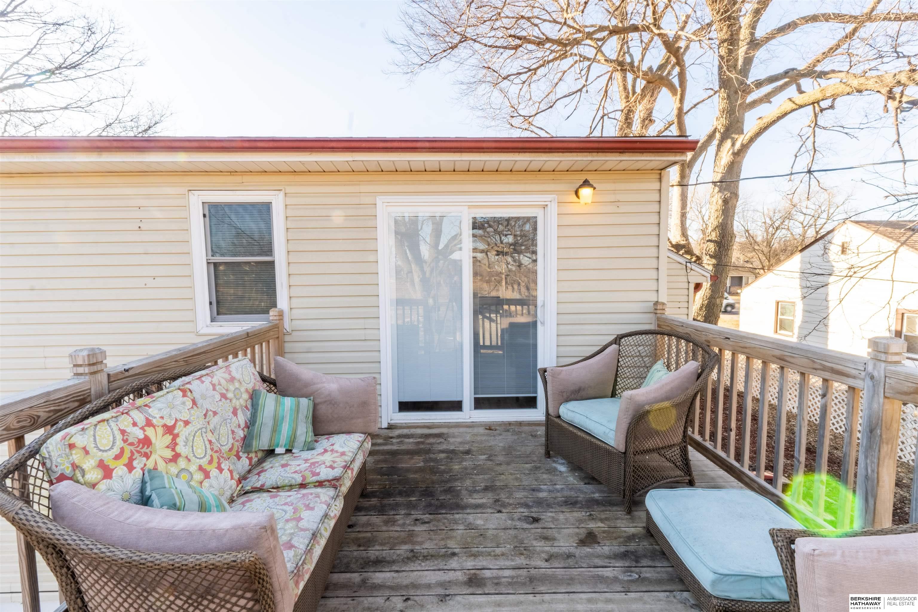 Omaha, Nebraska 68114, United States, 3 Bedrooms Bedrooms, ,2 BathroomsBathrooms,Residential,Active,76542