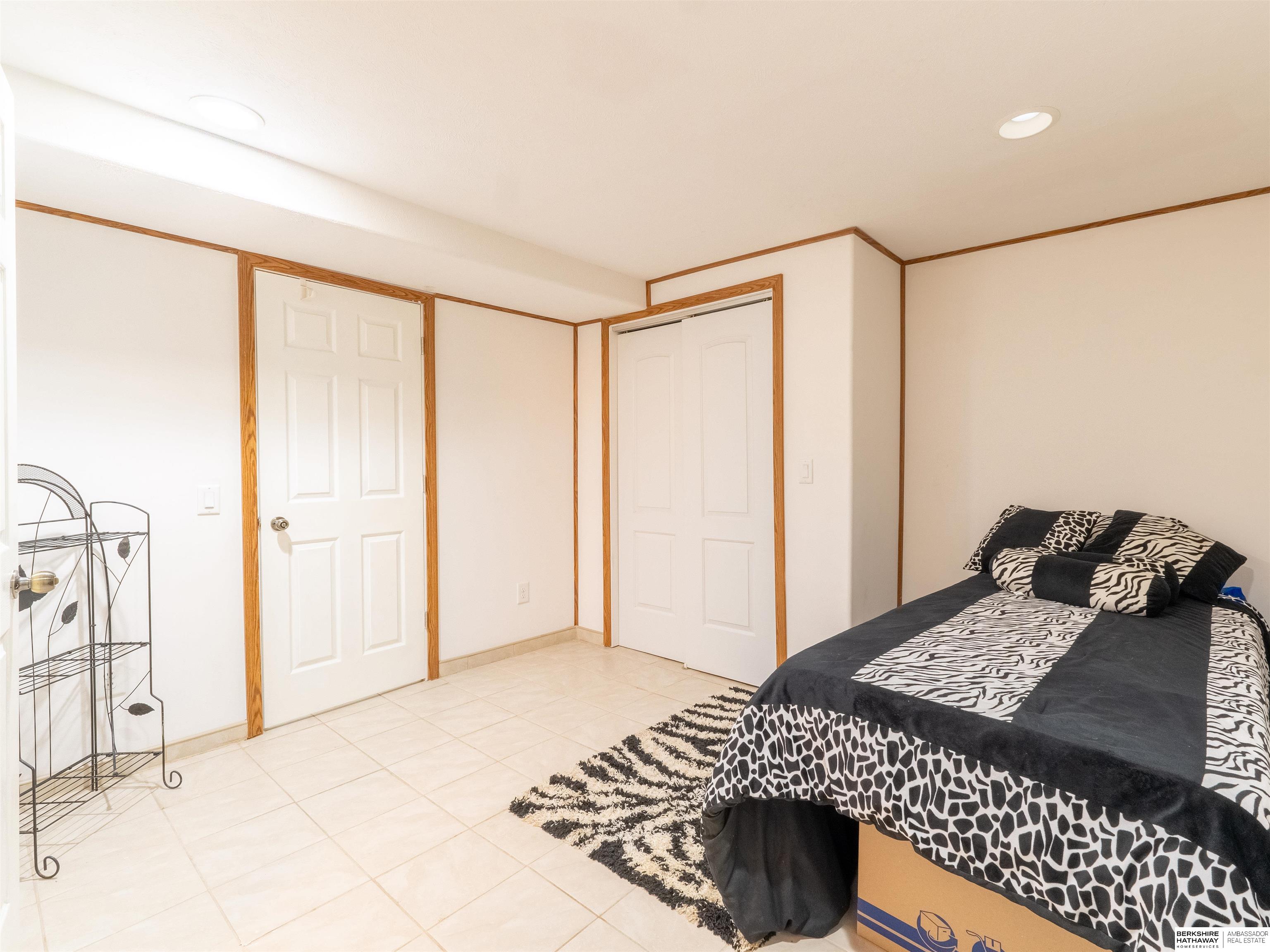 Omaha, Nebraska 68114, United States, 3 Bedrooms Bedrooms, ,2 BathroomsBathrooms,Residential,Active,76542