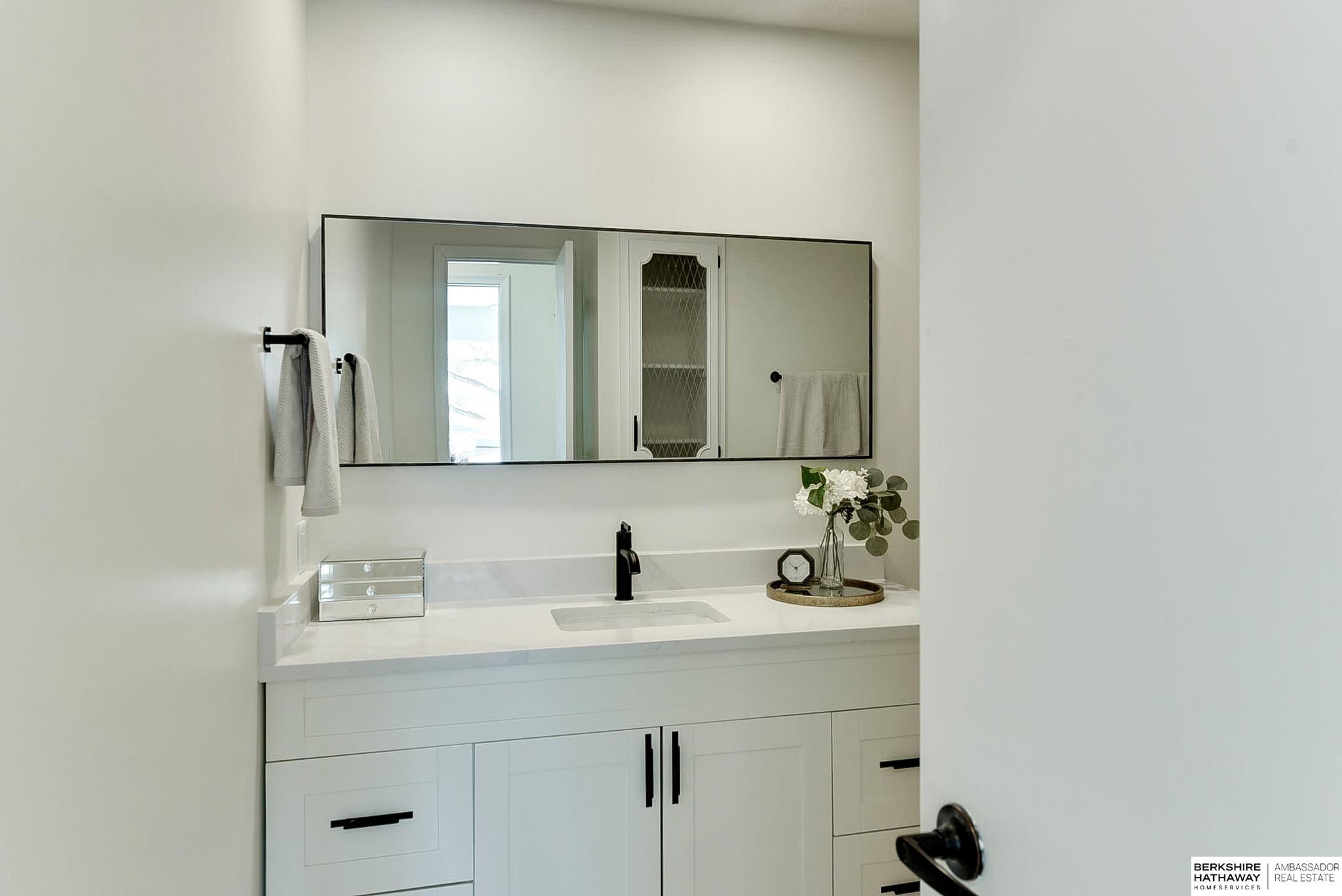 Omaha, Nebraska 68137, United States, 3 Bedrooms Bedrooms, ,4 BathroomsBathrooms,Residential,Active,4419