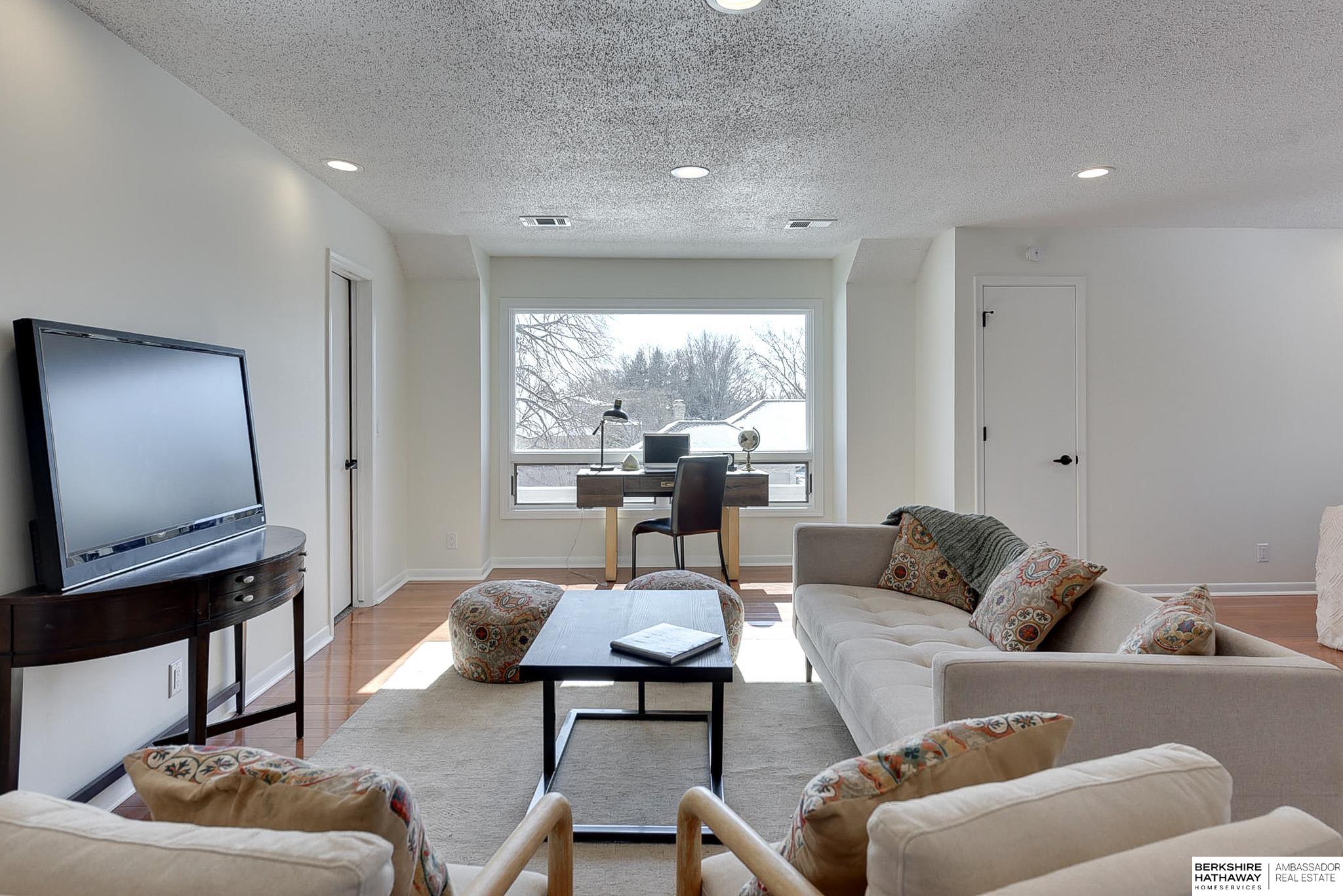 Omaha, Nebraska 68137, United States, 3 Bedrooms Bedrooms, ,4 BathroomsBathrooms,Residential,Active,4419