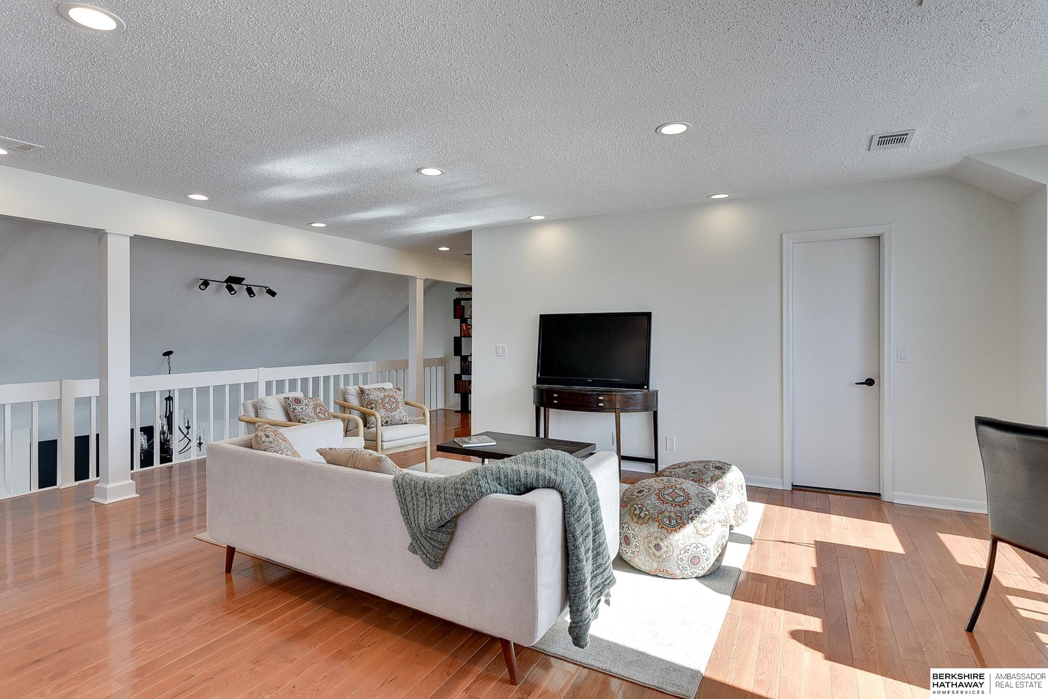 Omaha, Nebraska 68137, United States, 3 Bedrooms Bedrooms, ,4 BathroomsBathrooms,Residential,Active,4419