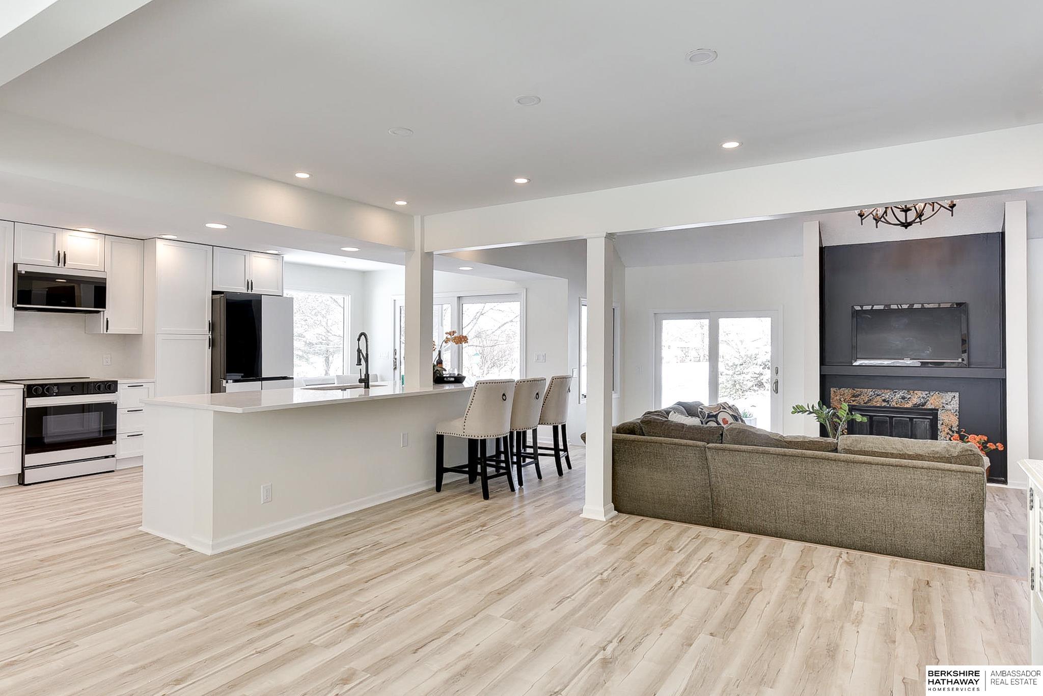 Omaha, Nebraska 68137, United States, 3 Bedrooms Bedrooms, ,4 BathroomsBathrooms,Residential,Active,4419