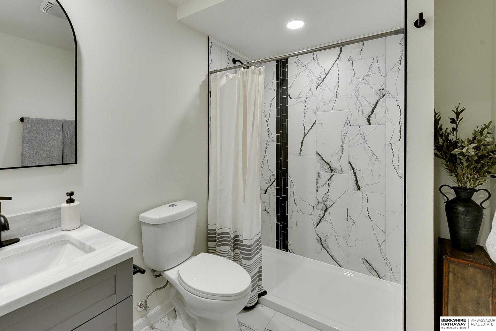 Omaha, Nebraska 68137, United States, 3 Bedrooms Bedrooms, ,4 BathroomsBathrooms,Residential,Active,4419