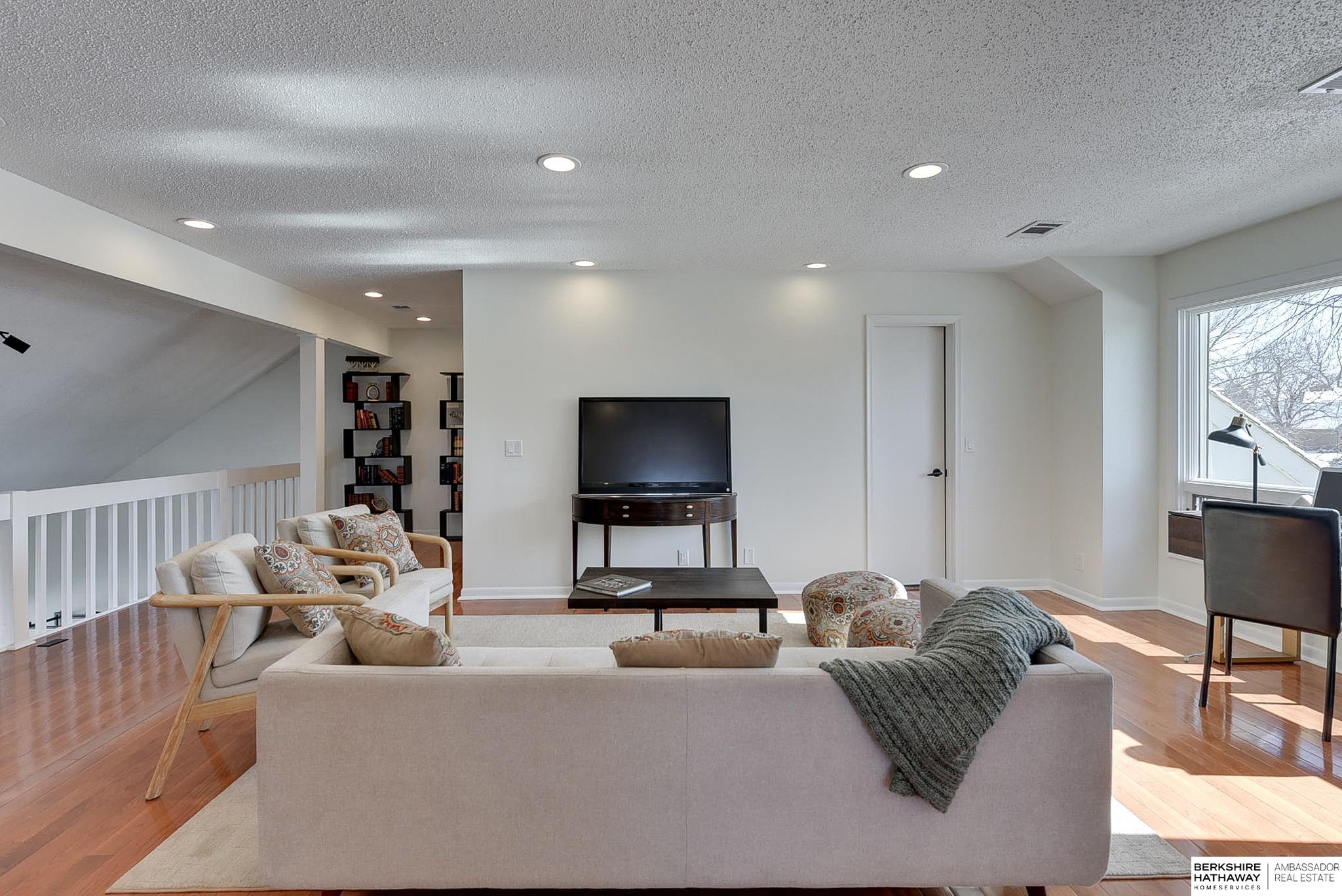 Omaha, Nebraska 68137, United States, 3 Bedrooms Bedrooms, ,4 BathroomsBathrooms,Residential,Active,4419