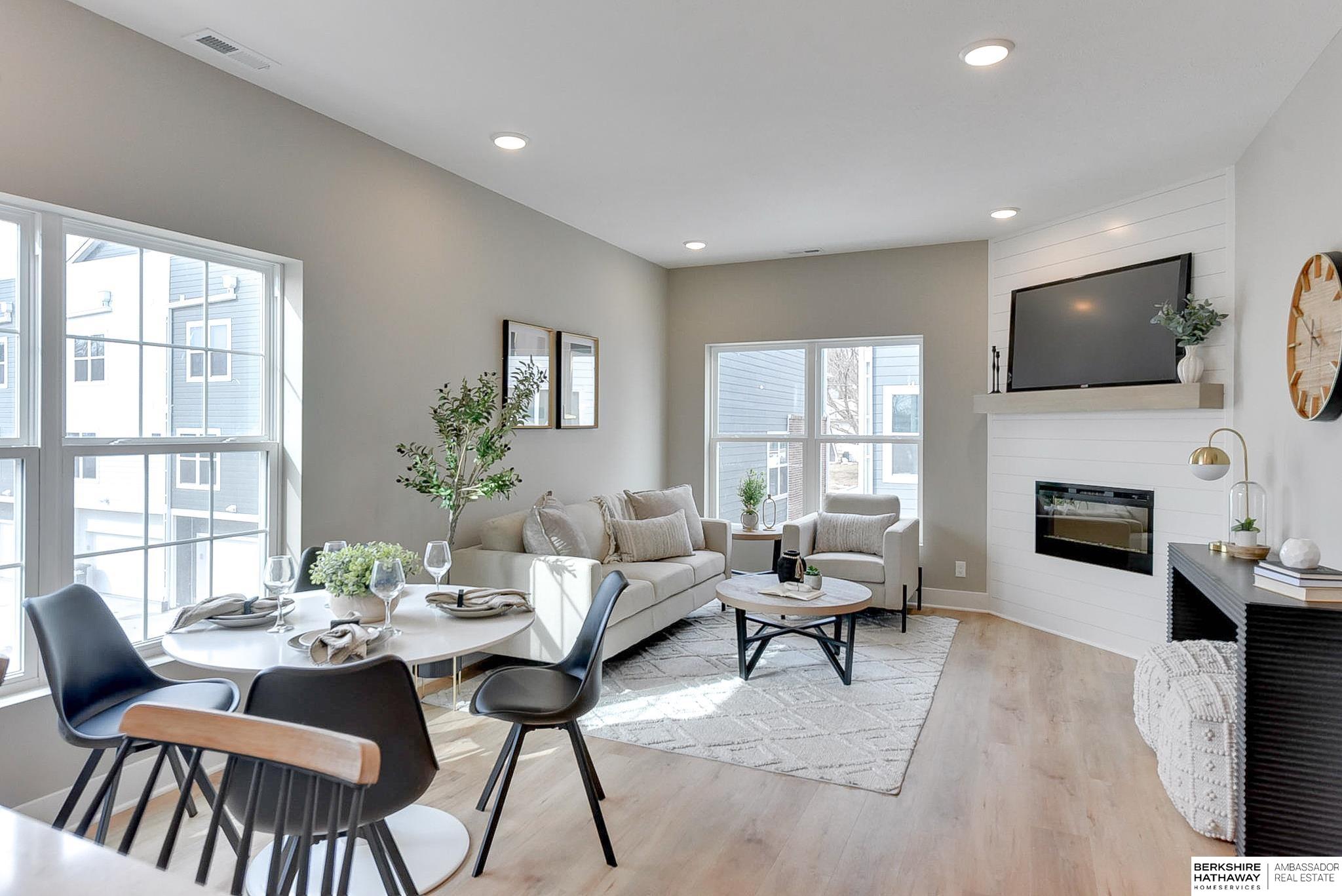 Omaha, Nebraska 68108, United States, 3 Bedrooms Bedrooms, ,4 BathroomsBathrooms,Residential,Active,94884