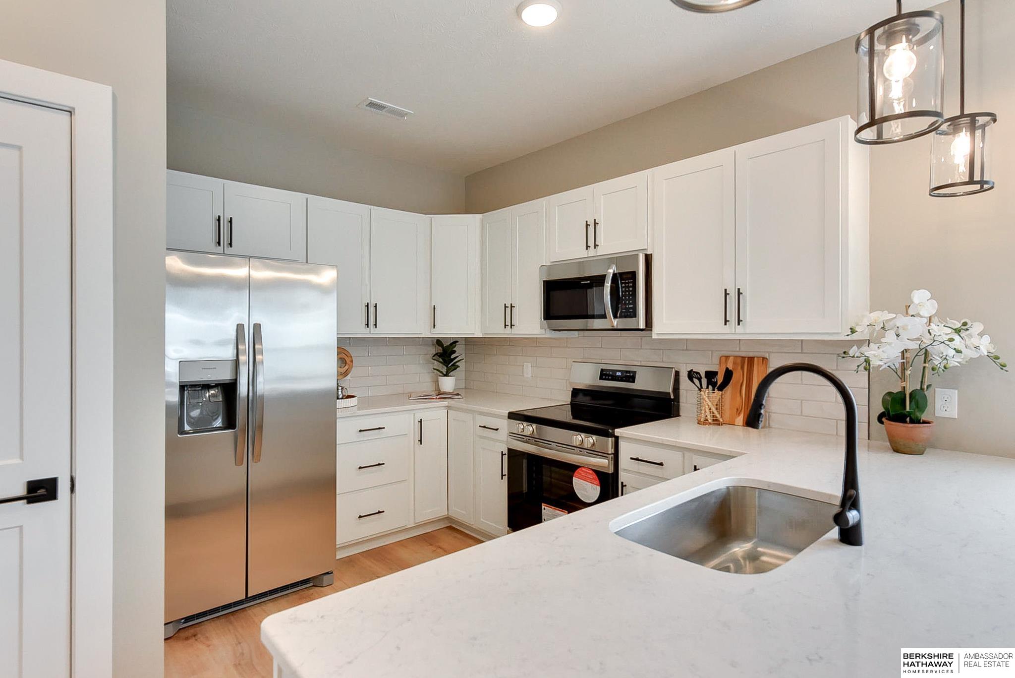 Omaha, Nebraska 68108, United States, 3 Bedrooms Bedrooms, ,4 BathroomsBathrooms,Residential,Active,94884