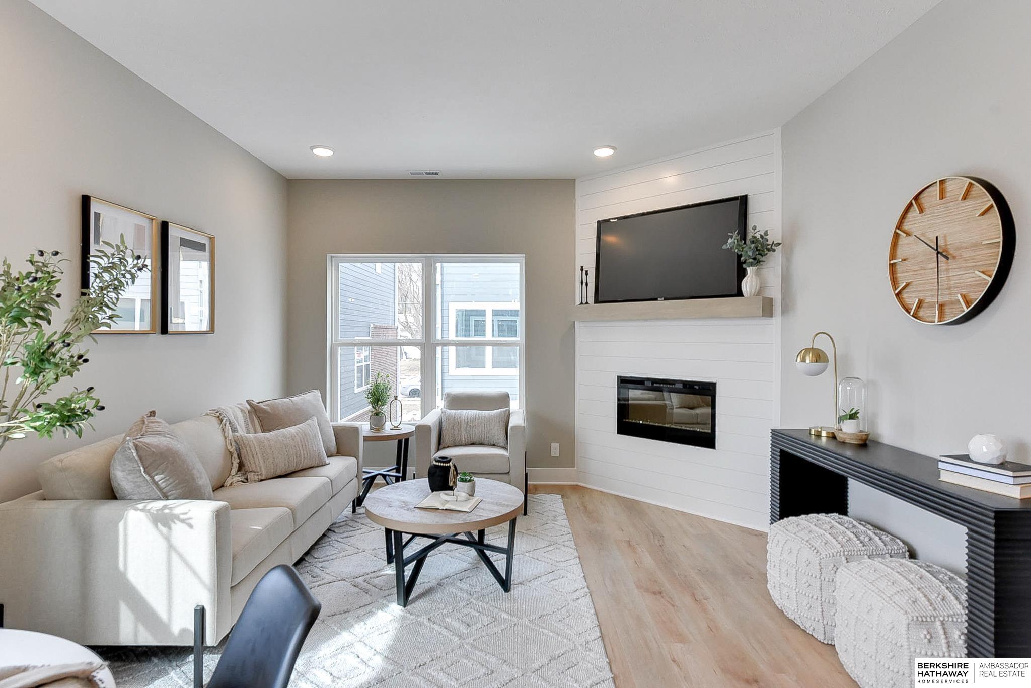 Omaha, Nebraska 68108, United States, 3 Bedrooms Bedrooms, ,4 BathroomsBathrooms,Residential,Active,94884