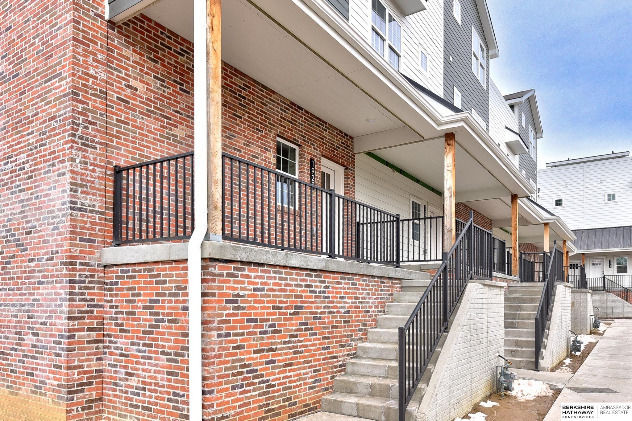 Omaha, Nebraska 68108, United States, 3 Bedrooms Bedrooms, ,4 BathroomsBathrooms,Residential,Active,94884