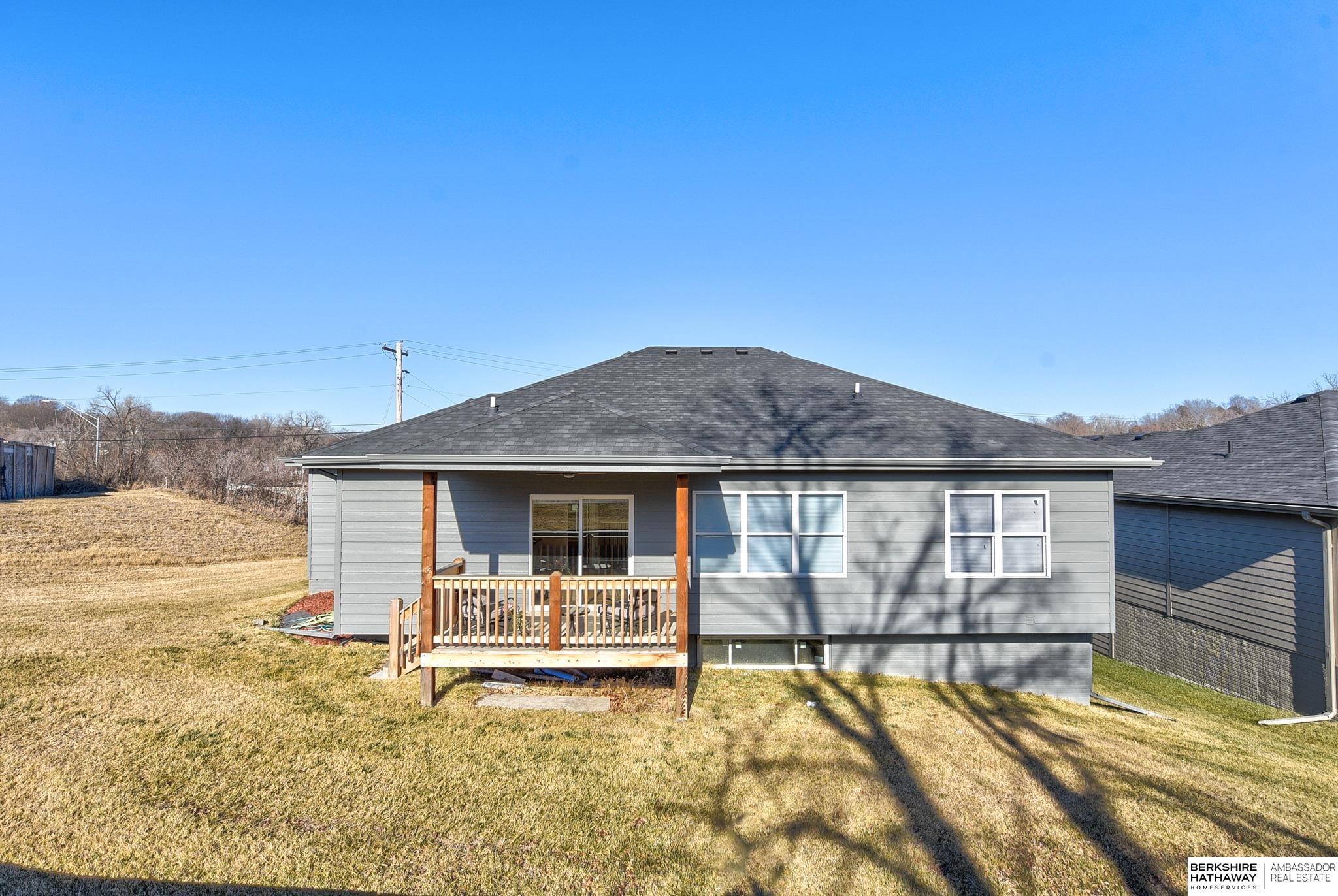 Plattsmouth, Nebraska 68048, United States, 5 Bedrooms Bedrooms, ,3 BathroomsBathrooms,Residential,Active,17052