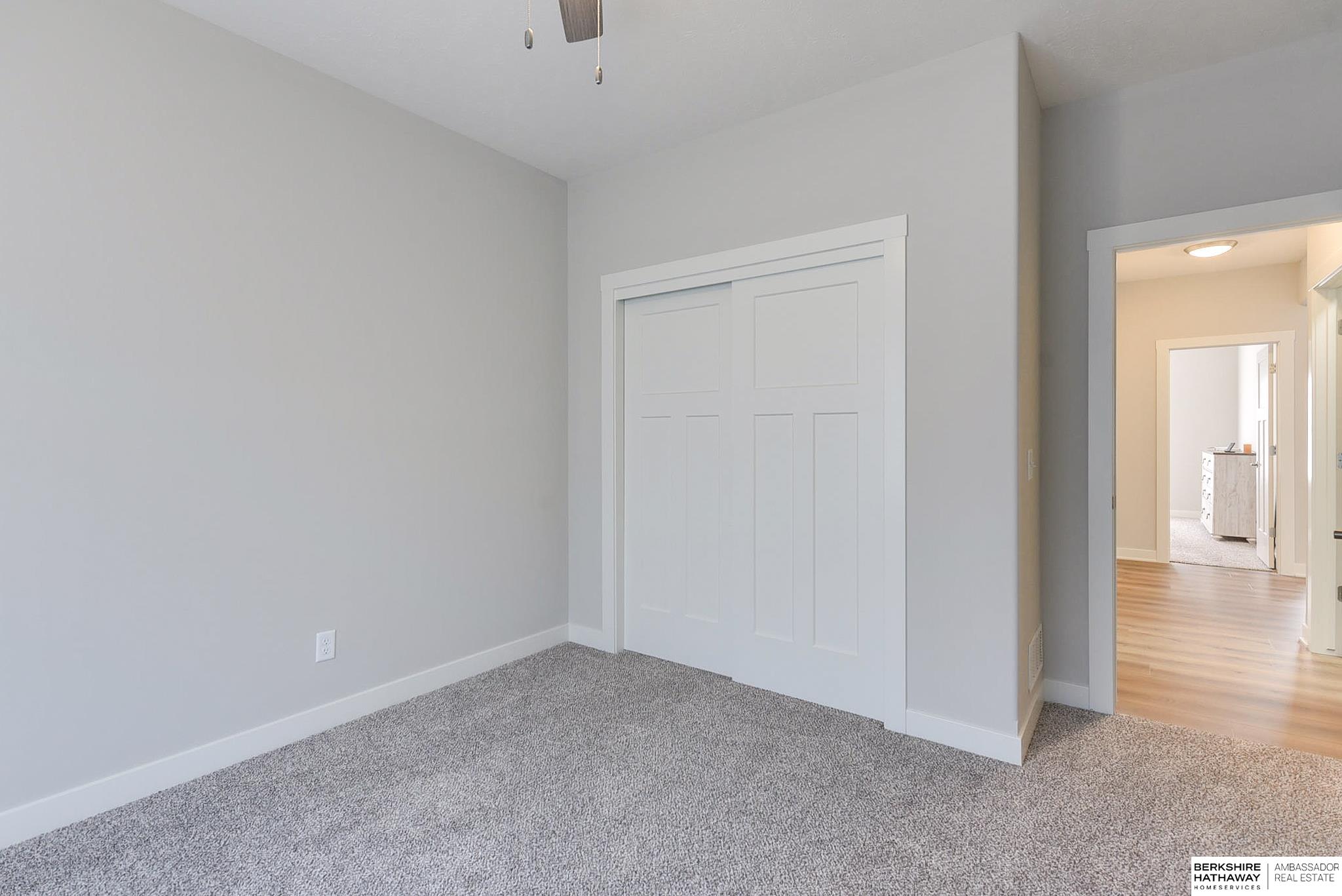 Plattsmouth, Nebraska 68048, United States, 5 Bedrooms Bedrooms, ,3 BathroomsBathrooms,Residential,Active,17052