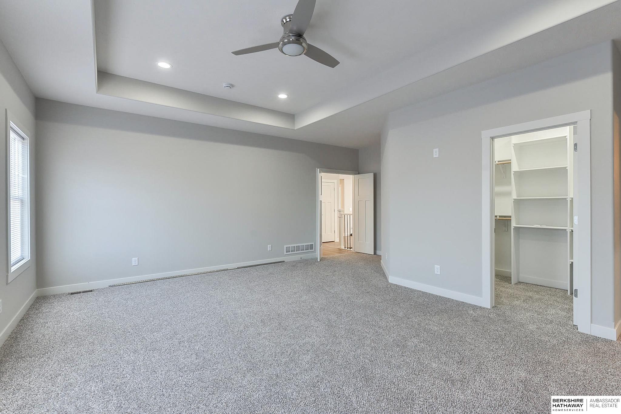 Plattsmouth, Nebraska 68048, United States, 5 Bedrooms Bedrooms, ,3 BathroomsBathrooms,Residential,Active,17052