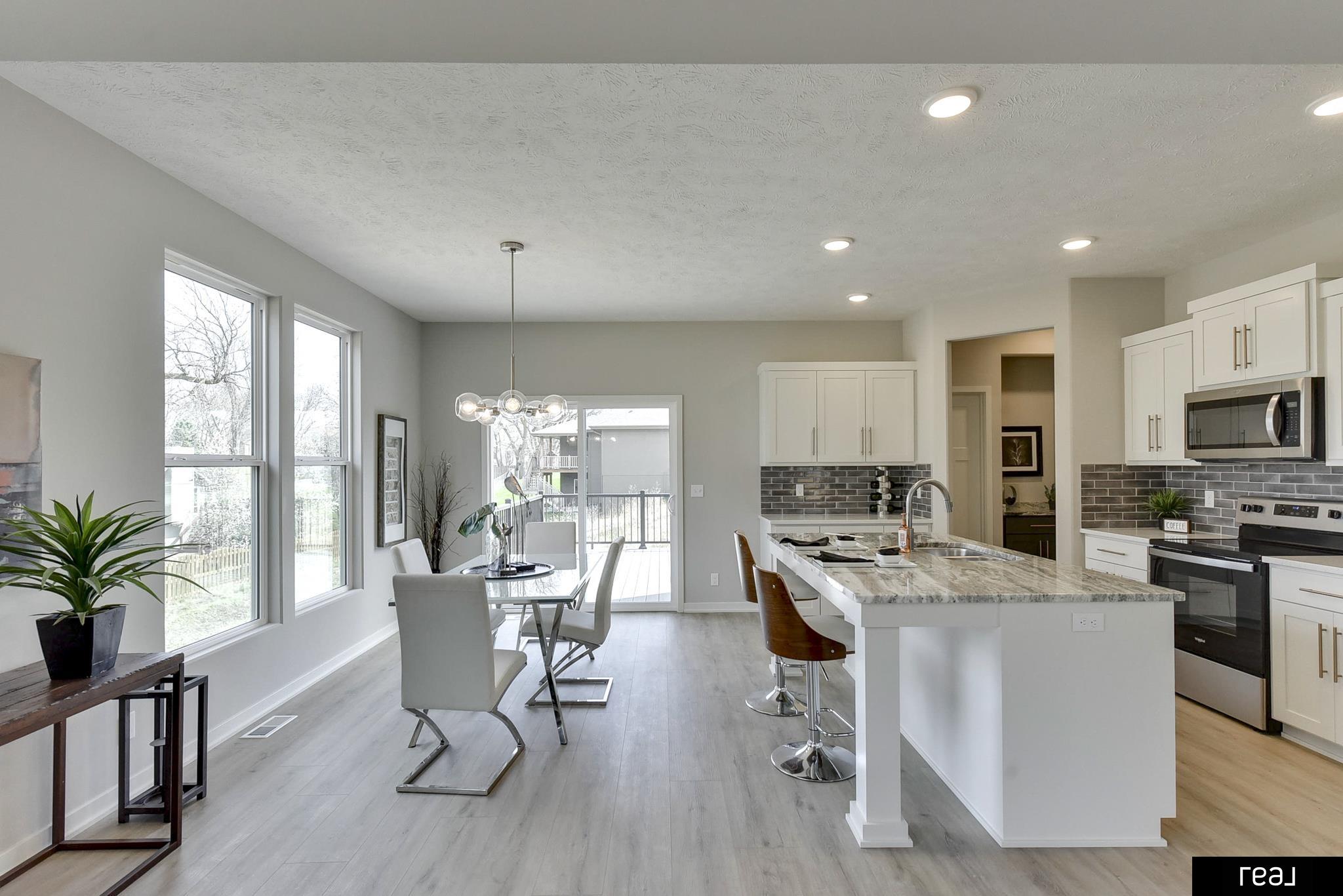 Bellevue, Nebraska 68123, United States, 4 Bedrooms Bedrooms, ,3 BathroomsBathrooms,Residential,Pending,23794