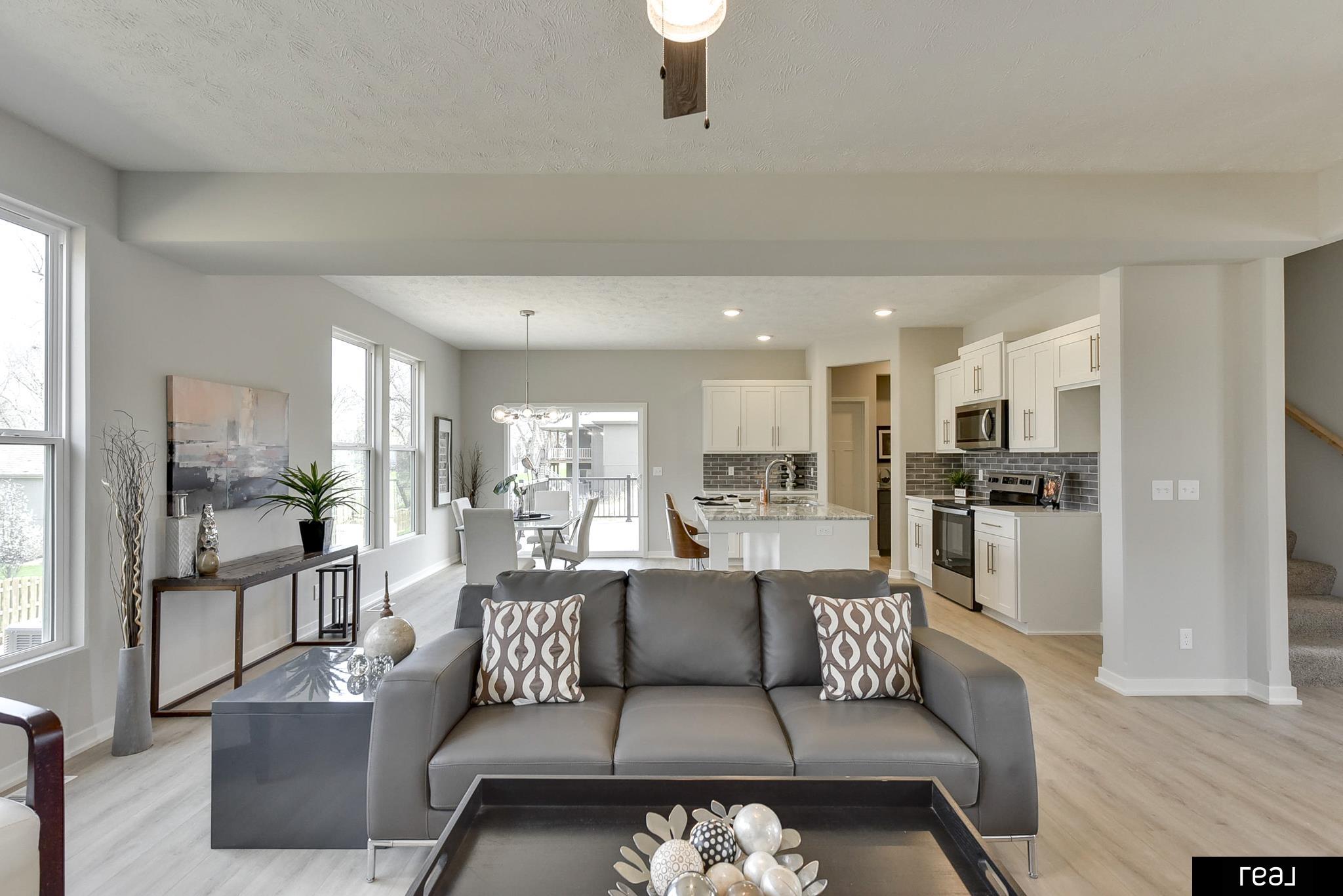 Bellevue, Nebraska 68123, United States, 4 Bedrooms Bedrooms, ,3 BathroomsBathrooms,Residential,Pending,23794