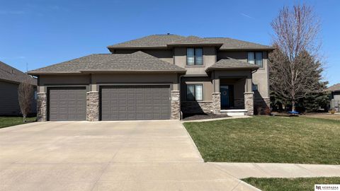 MLS: 22509323