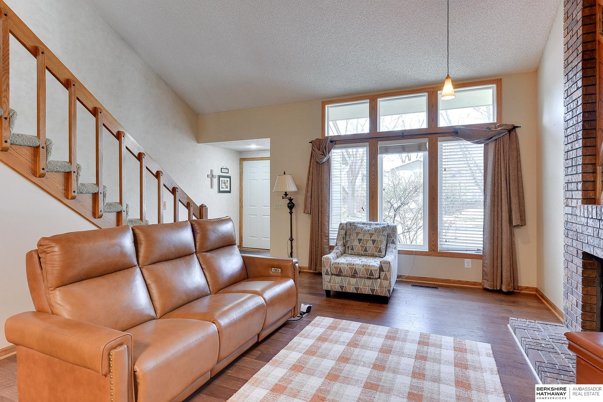 Lincoln, Nebraska 68516, United States, 3 Bedrooms Bedrooms, ,3 BathroomsBathrooms,Residential,Active,99039