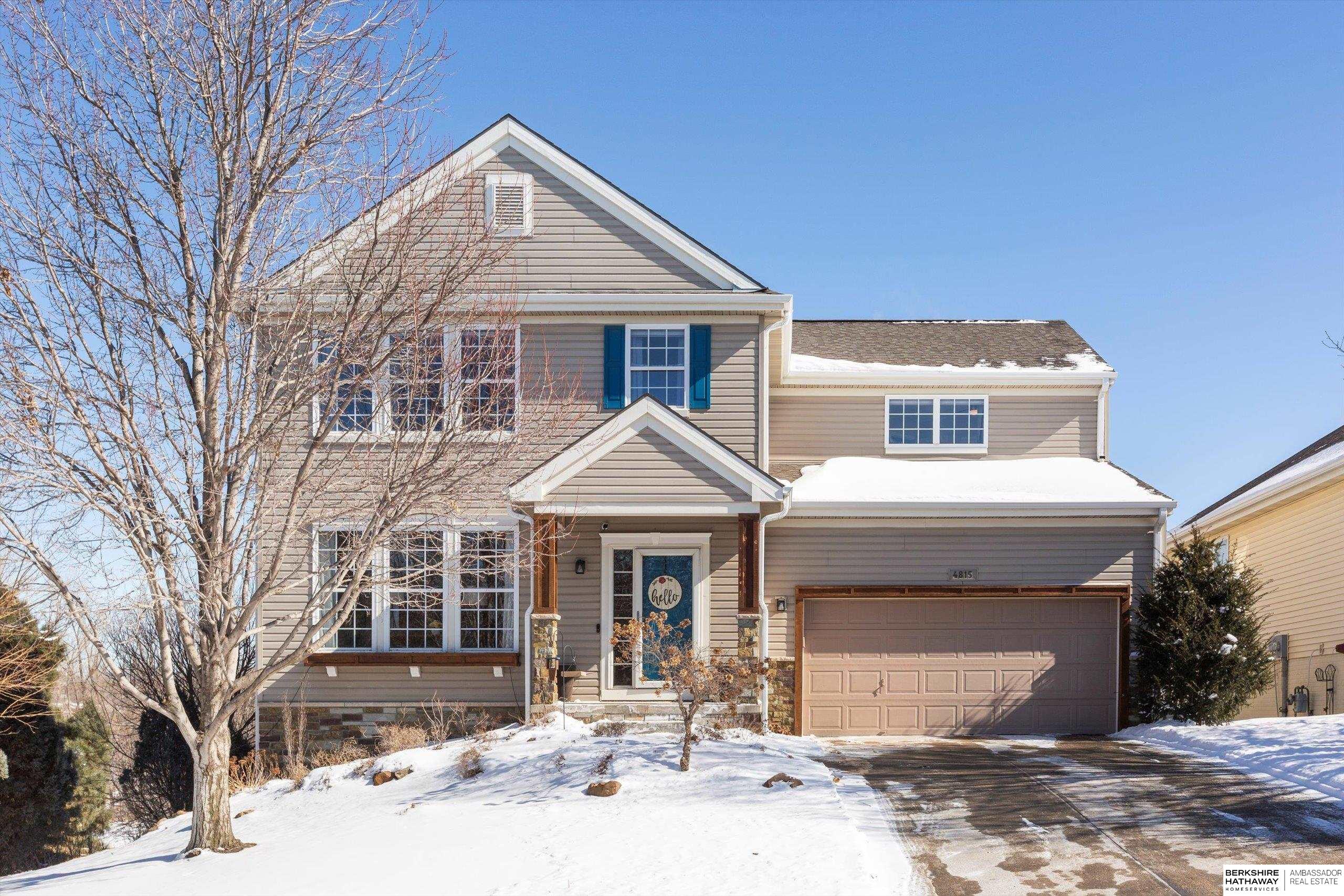 Omaha, Nebraska 68135, United States, 4 Bedrooms Bedrooms, ,3 BathroomsBathrooms,Residential,Active,77787