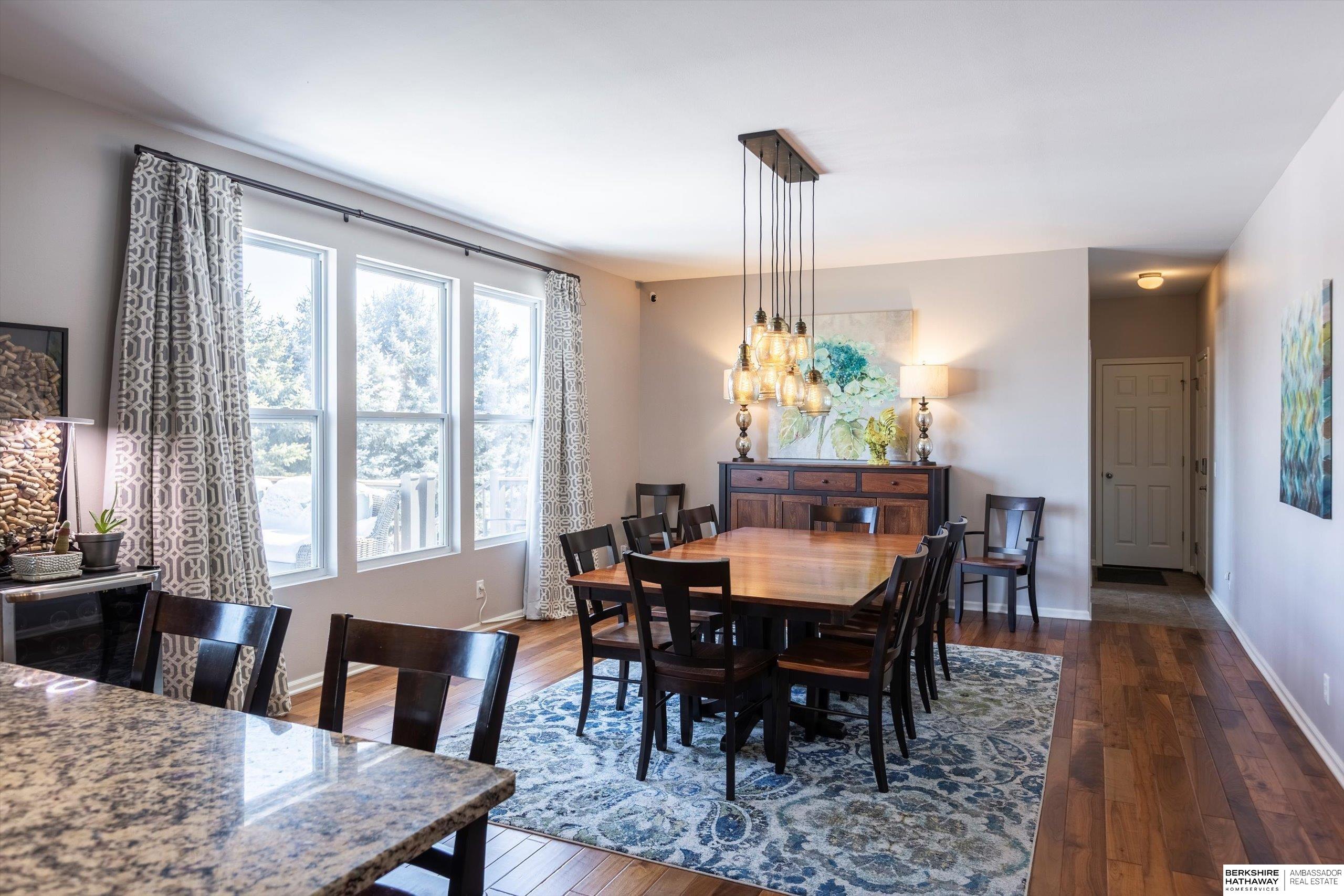 Omaha, Nebraska 68135, United States, 4 Bedrooms Bedrooms, ,3 BathroomsBathrooms,Residential,Active,77787