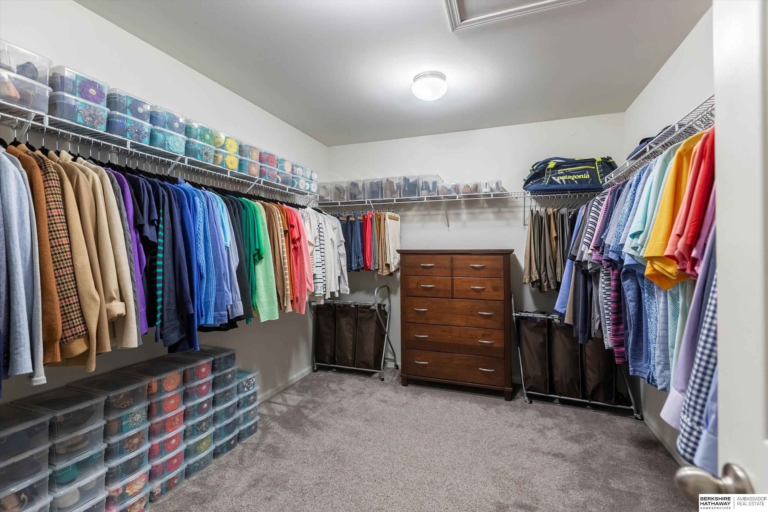 Omaha, Nebraska 68135, United States, 4 Bedrooms Bedrooms, ,3 BathroomsBathrooms,Residential,Active,77787