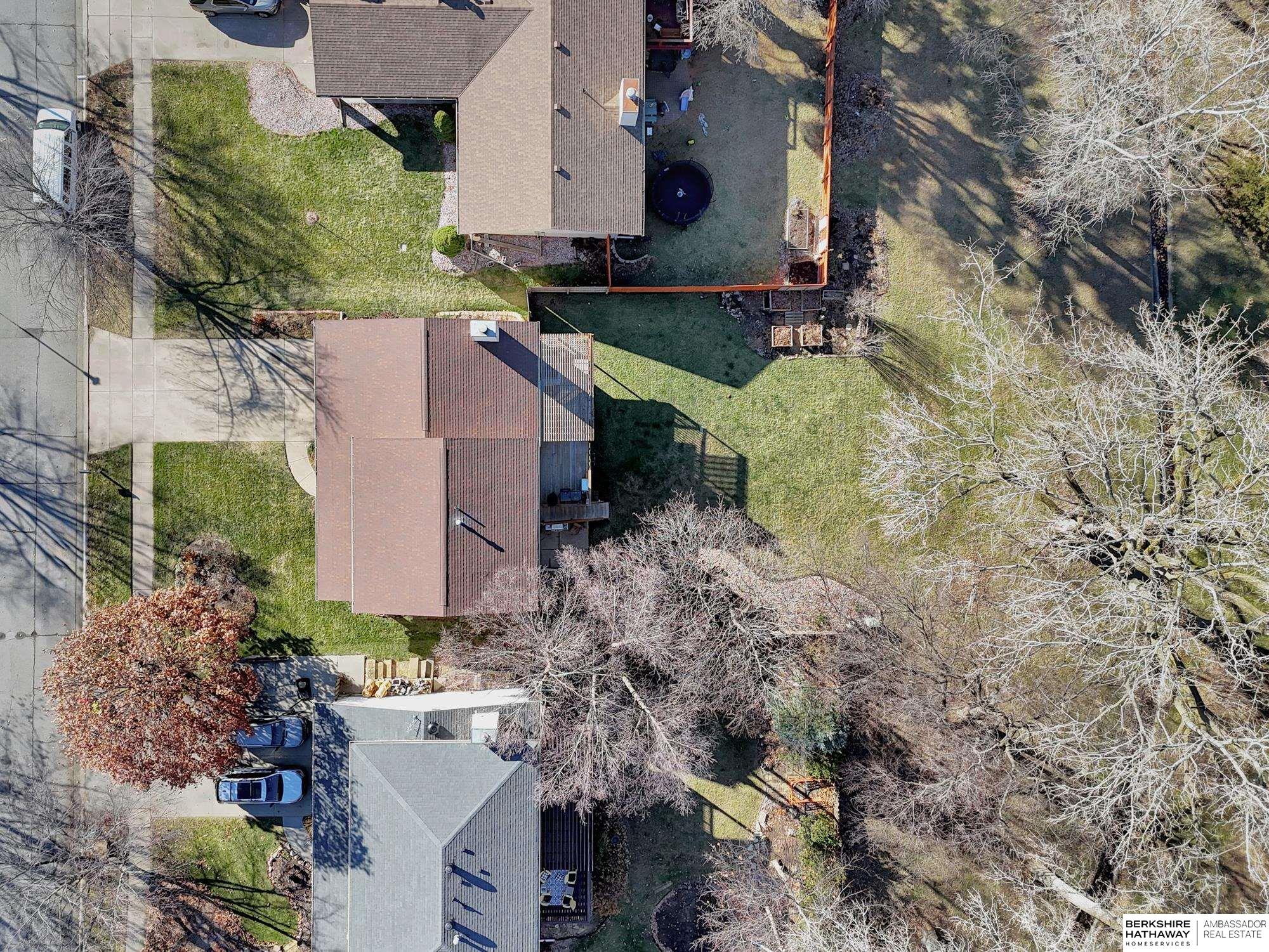 Lincoln, Nebraska 68506, United States, 4 Bedrooms Bedrooms, ,4 BathroomsBathrooms,Residential,Pending,8783