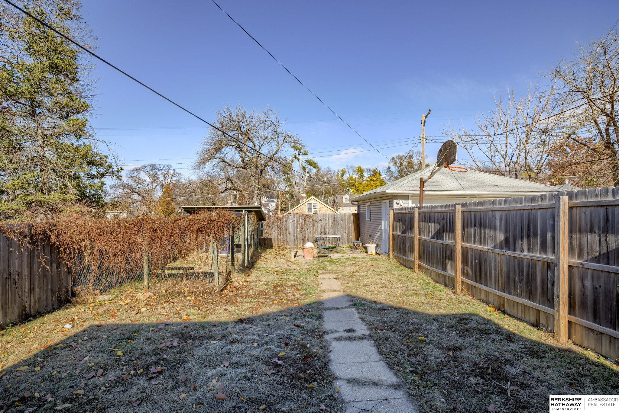 Omaha, Nebraska 68104, United States, 2 Bedrooms Bedrooms, ,1 BathroomBathrooms,Residential,Pending,31434