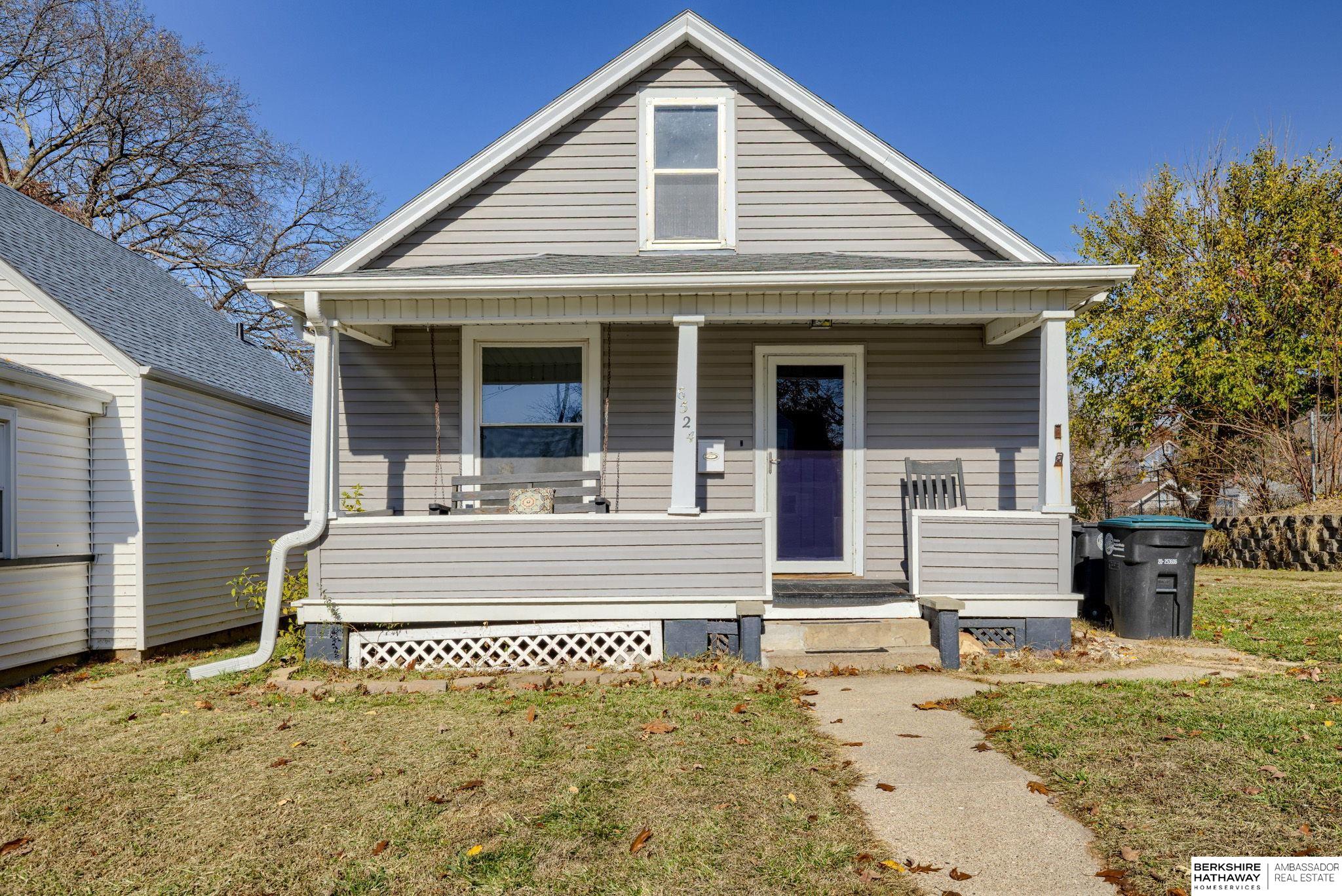 Omaha, Nebraska 68104, United States, 2 Bedrooms Bedrooms, ,1 BathroomBathrooms,Residential,Pending,31434