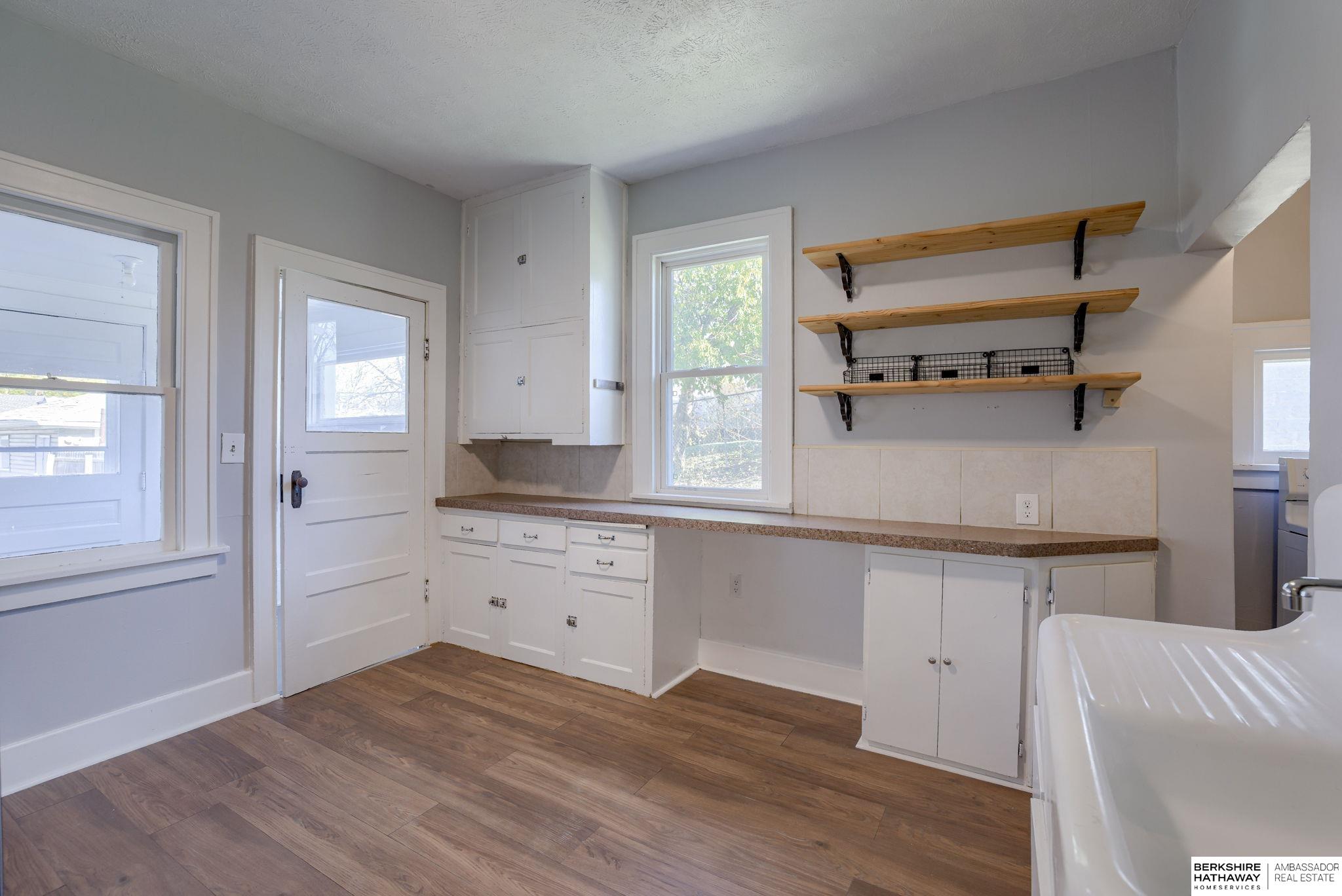 Omaha, Nebraska 68104, United States, 2 Bedrooms Bedrooms, ,1 BathroomBathrooms,Residential,Pending,31434