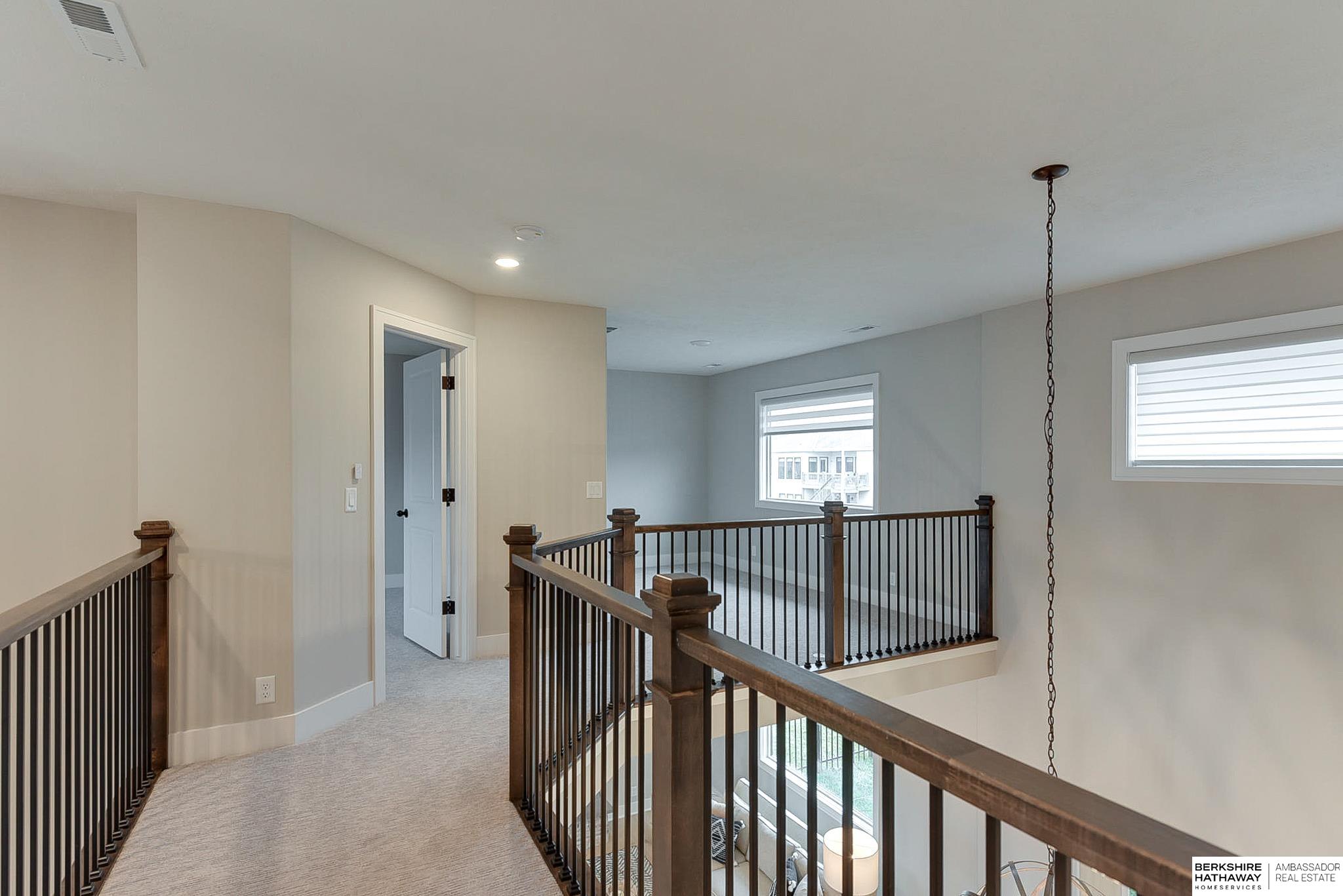 Omaha, Nebraska 68022, United States, 5 Bedrooms Bedrooms, ,3 BathroomsBathrooms,Residential,Pending,2391