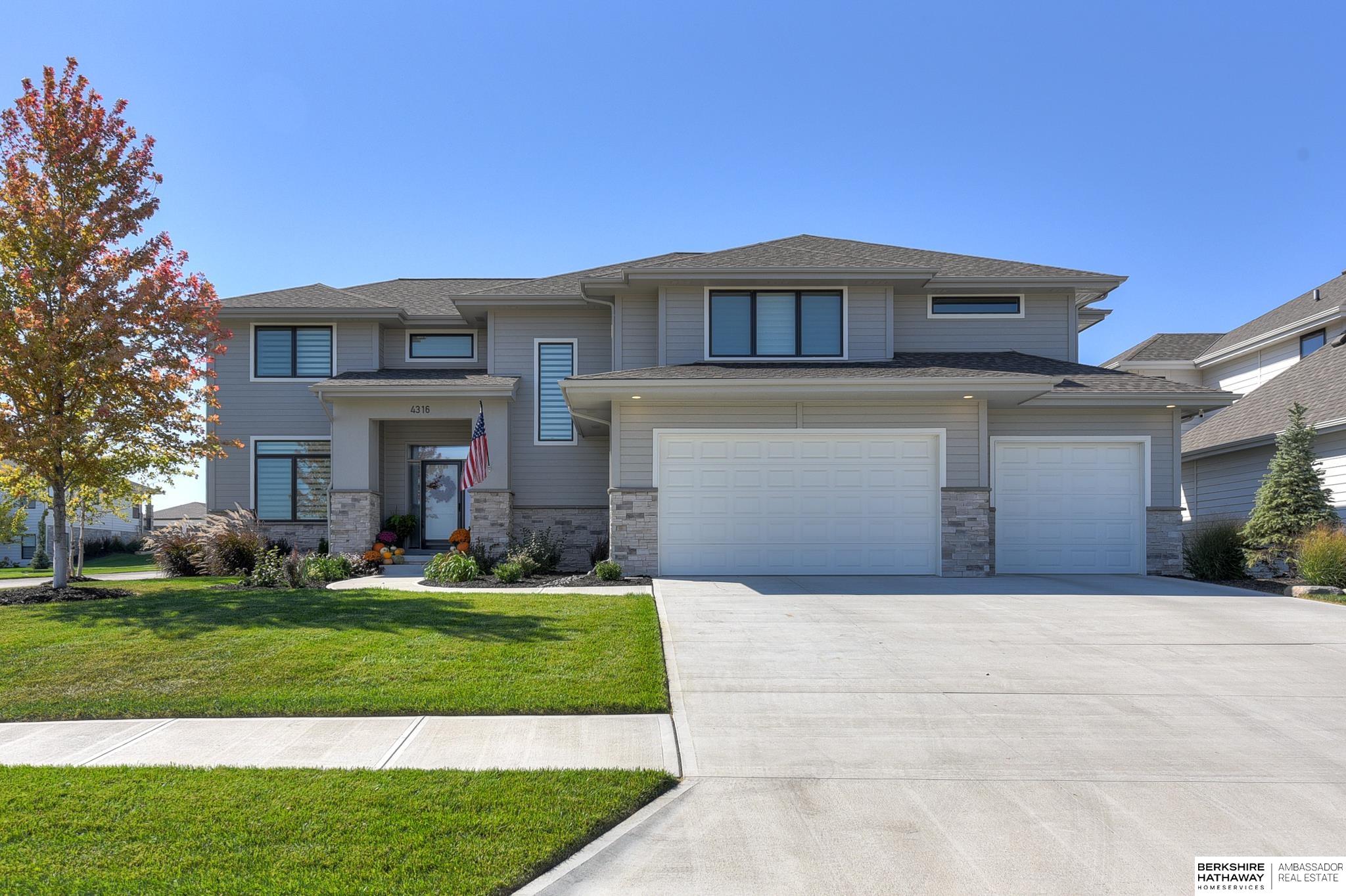 Omaha, Nebraska 68022, United States, 5 Bedrooms Bedrooms, ,3 BathroomsBathrooms,Residential,Pending,2391