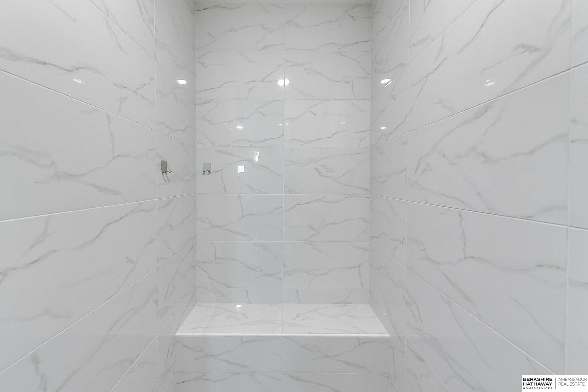 Omaha, Nebraska 68022, United States, 5 Bedrooms Bedrooms, ,3 BathroomsBathrooms,Residential,Pending,2391