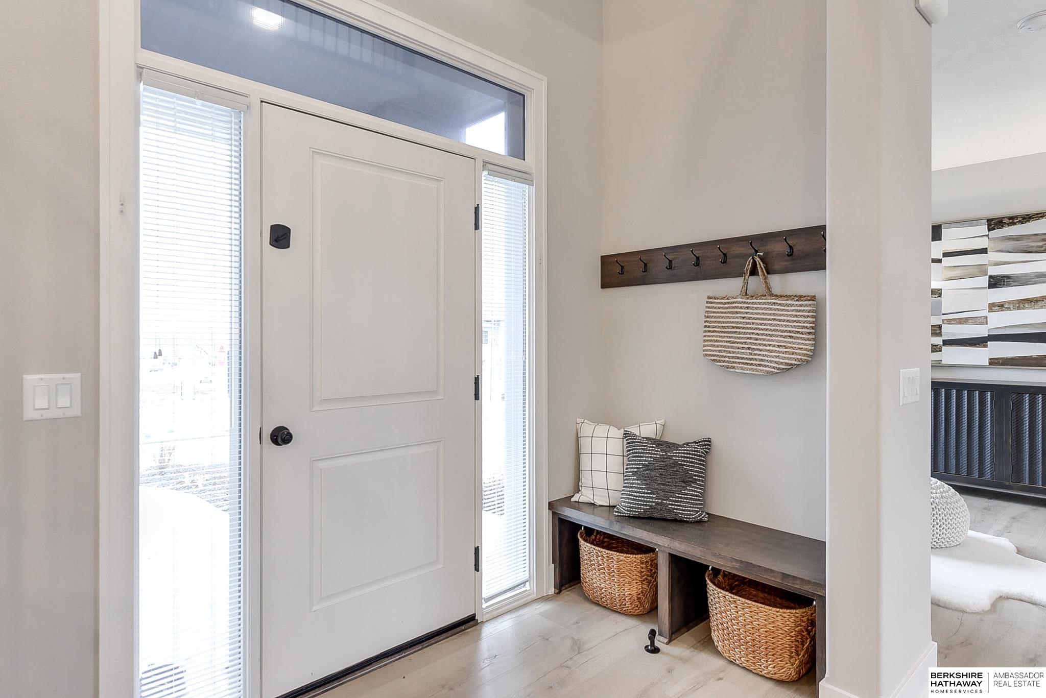 Omaha, Nebraska 68022, United States, 5 Bedrooms Bedrooms, ,3 BathroomsBathrooms,Residential,Pending,2391