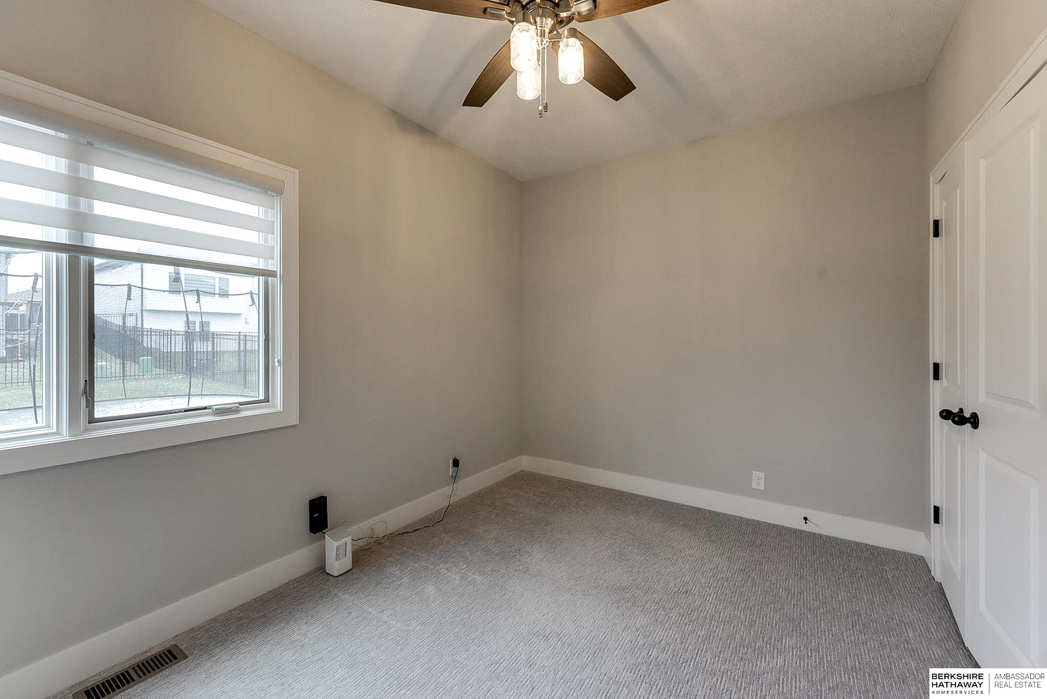 Omaha, Nebraska 68022, United States, 5 Bedrooms Bedrooms, ,3 BathroomsBathrooms,Residential,Pending,2391