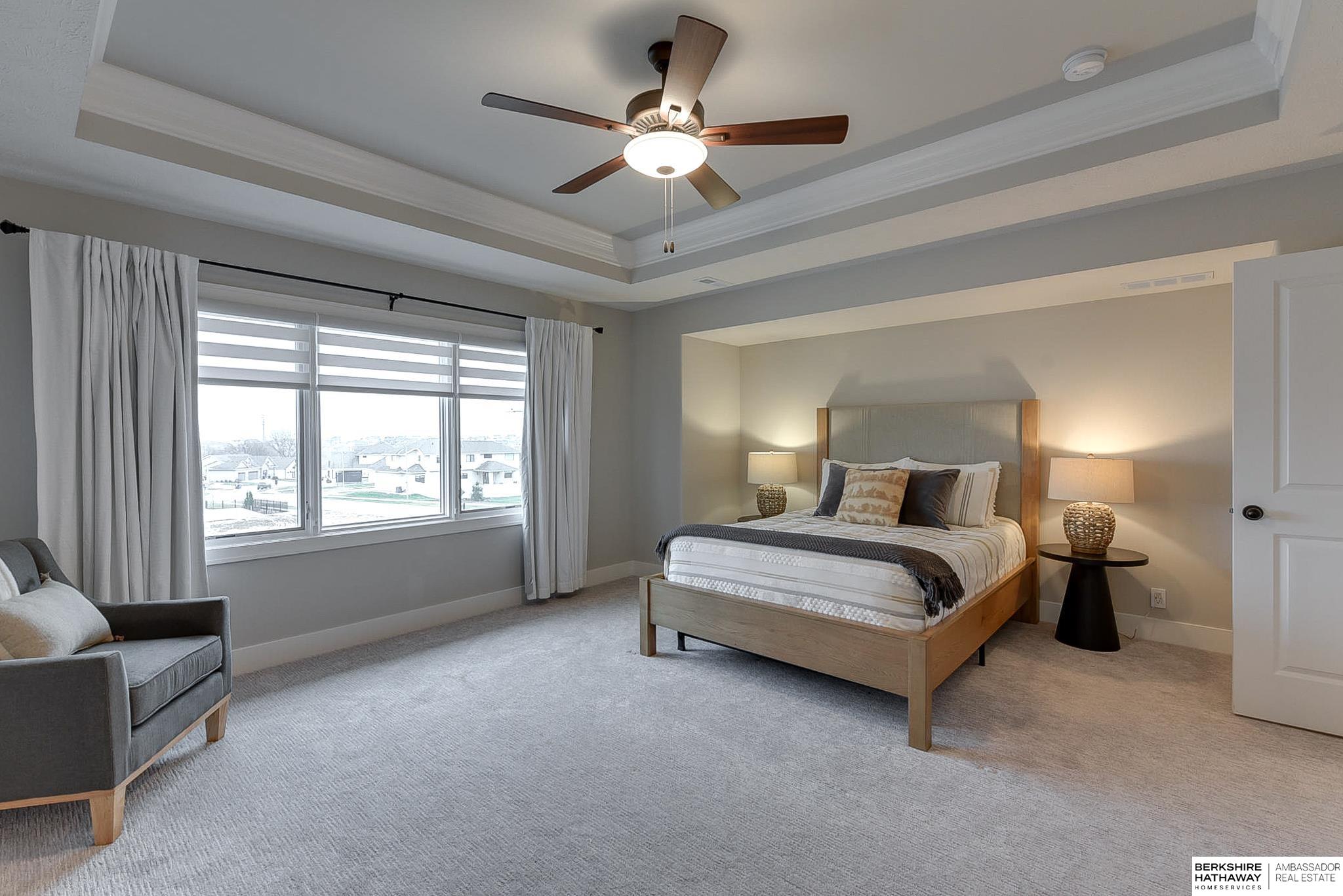 Omaha, Nebraska 68022, United States, 5 Bedrooms Bedrooms, ,3 BathroomsBathrooms,Residential,Pending,2391