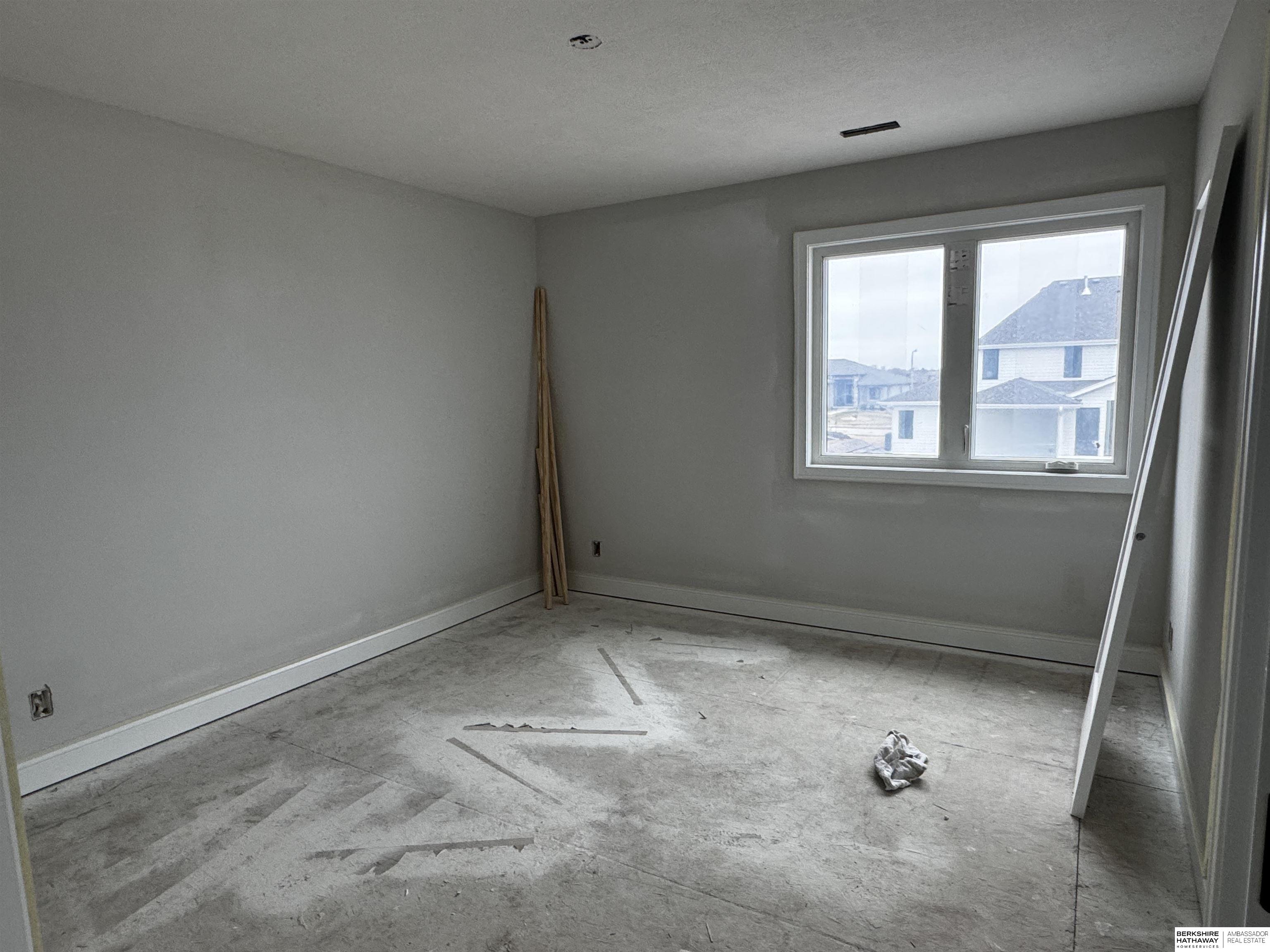 Papillion, Nebraska 68046, United States, 5 Bedrooms Bedrooms, ,3 BathroomsBathrooms,Residential,Active,83956