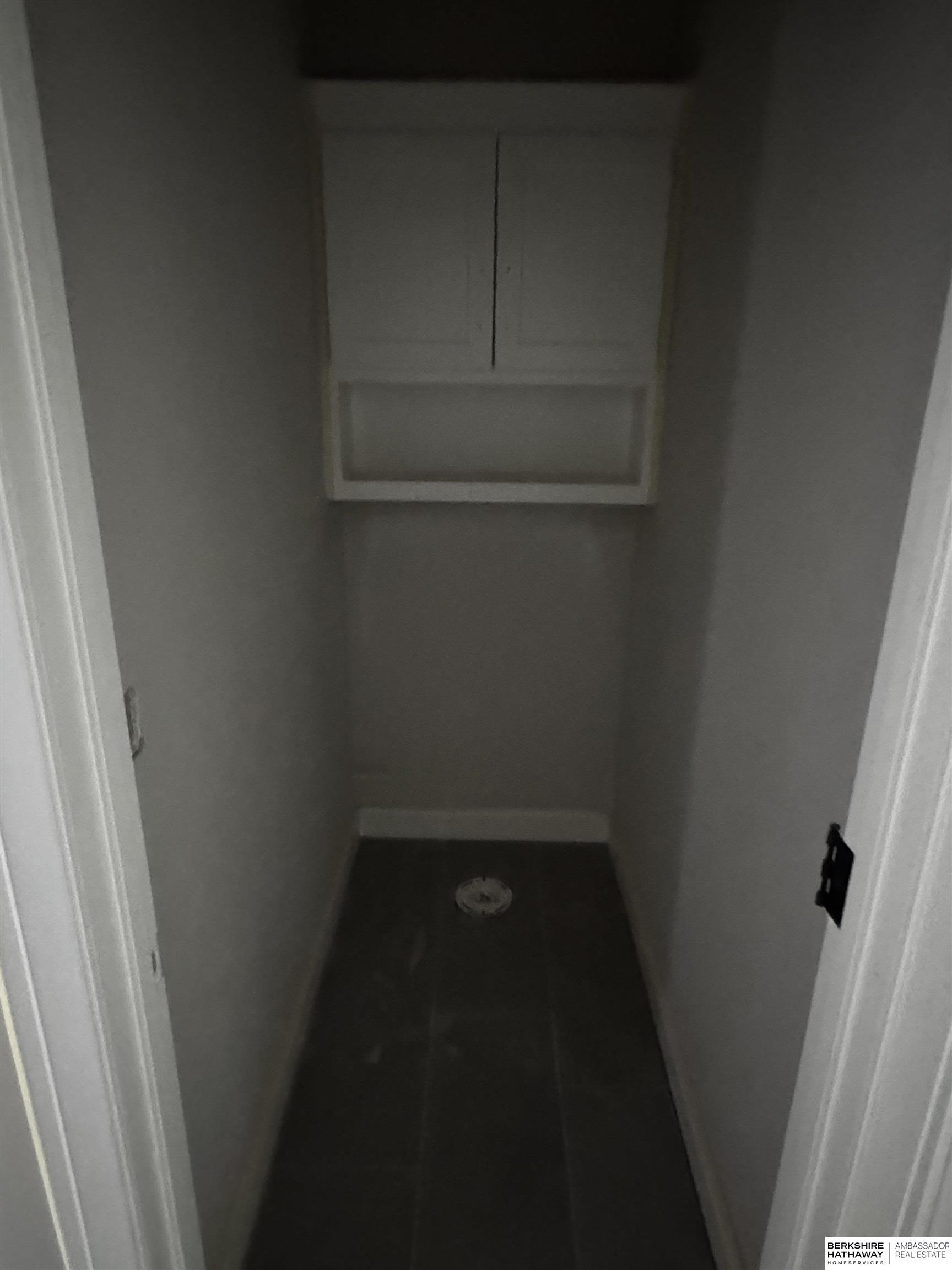 Papillion, Nebraska 68046, United States, 5 Bedrooms Bedrooms, ,3 BathroomsBathrooms,Residential,Active,83956