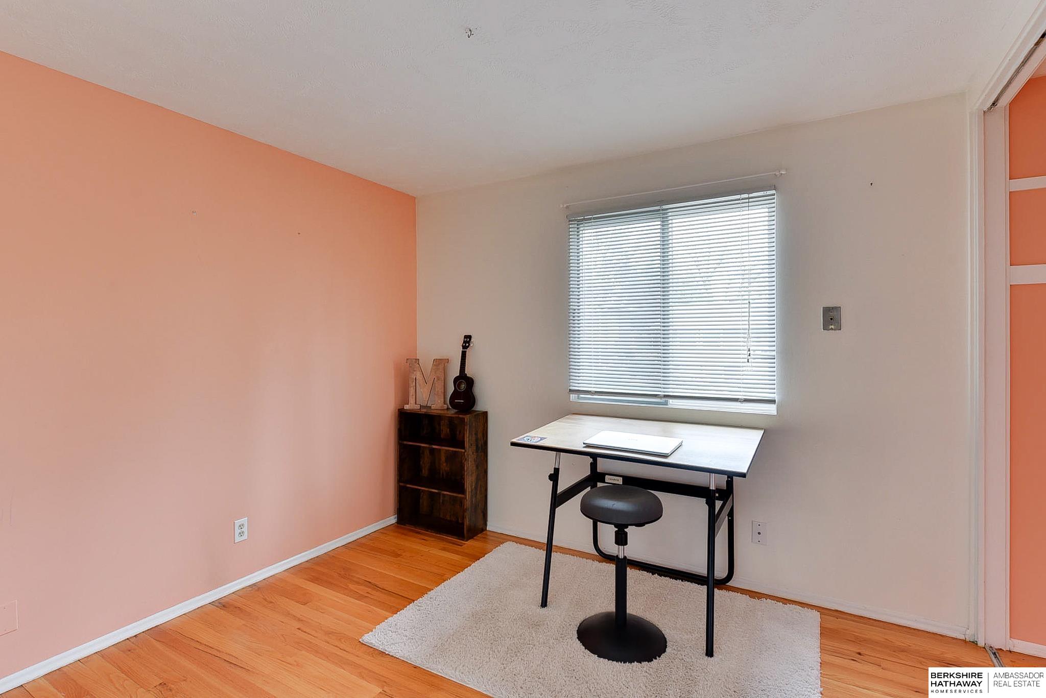 Omaha, Nebraska 68144, United States, 3 Bedrooms Bedrooms, ,3 BathroomsBathrooms,Residential,Pending,111499